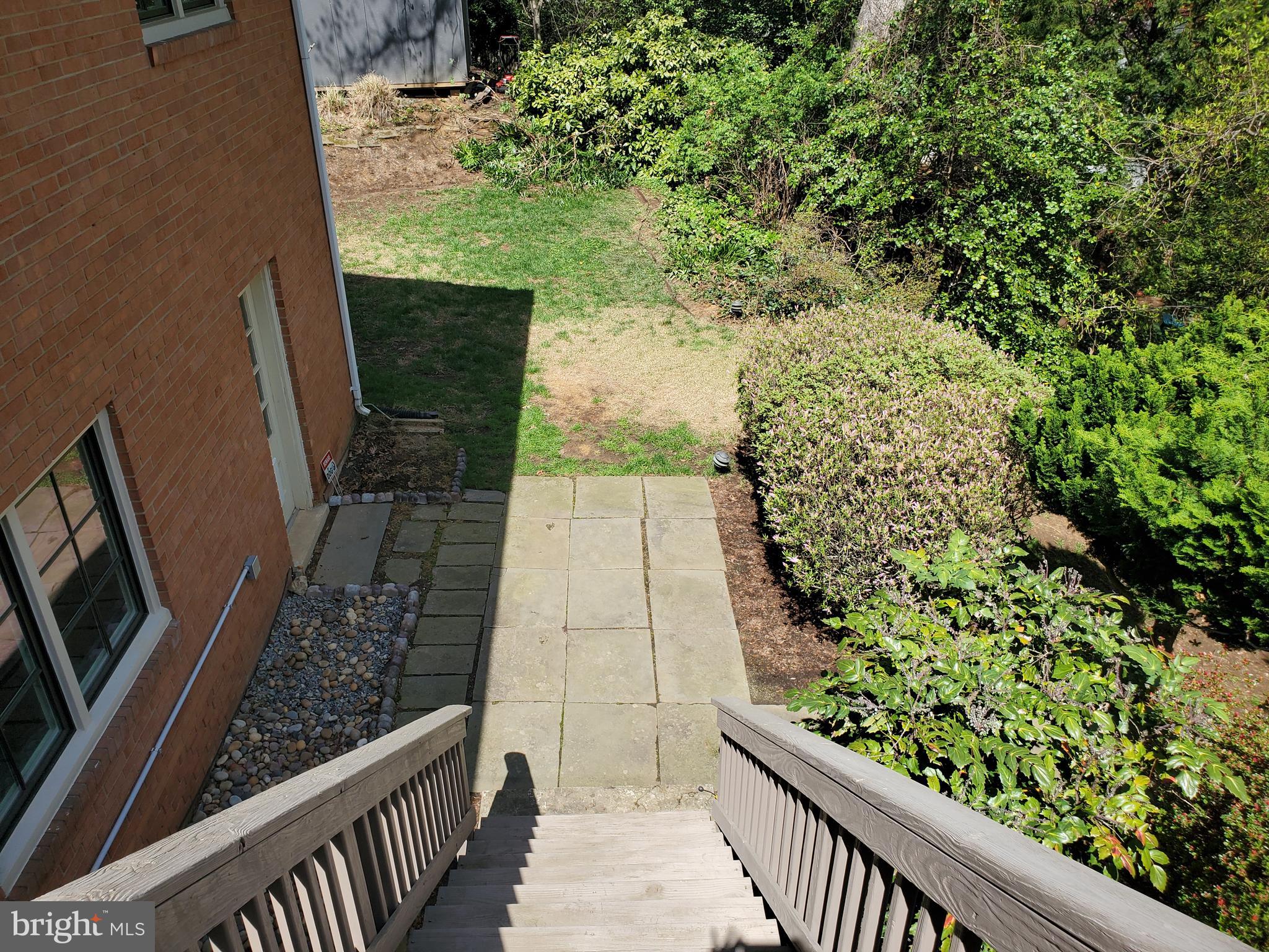 RIVERCREST - Residential Lease