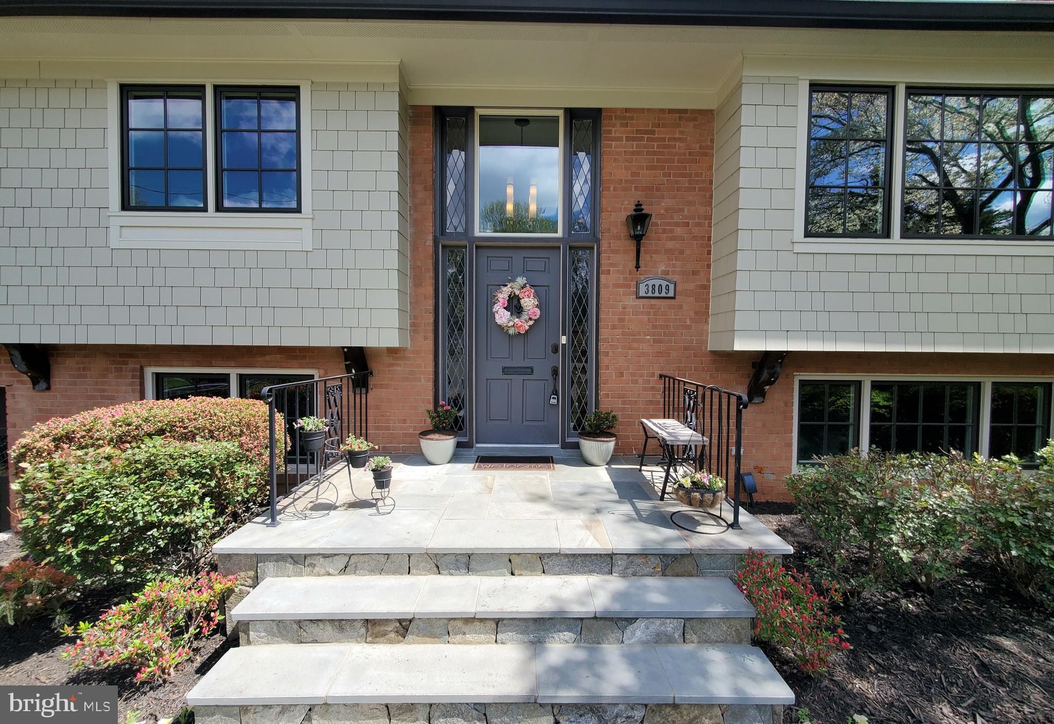 RIVERCREST - Residential Lease