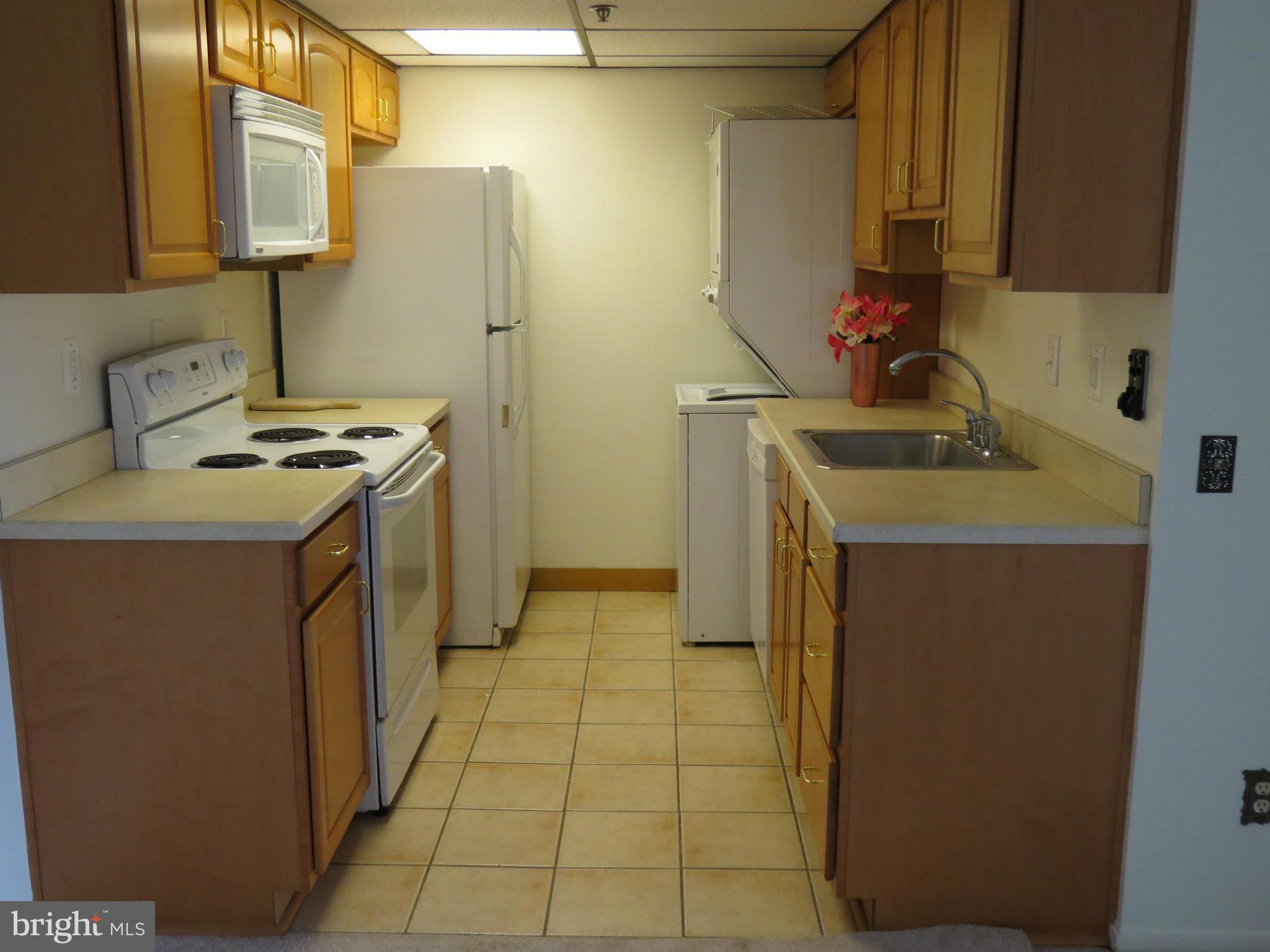 HIGHPOINTE - Residential Lease