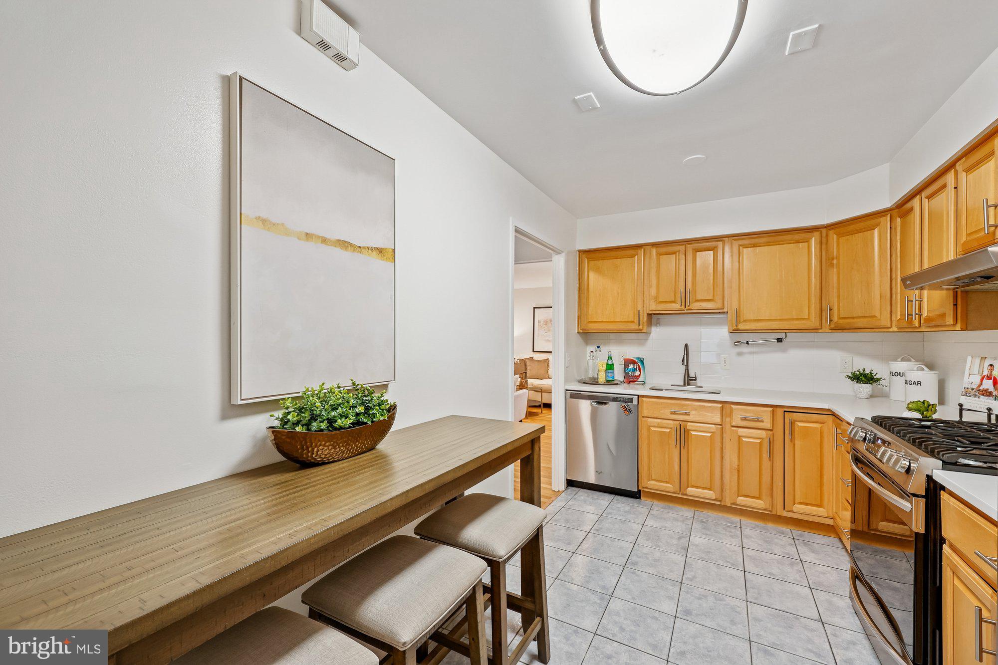 NEW MARK COMMONS - Residential