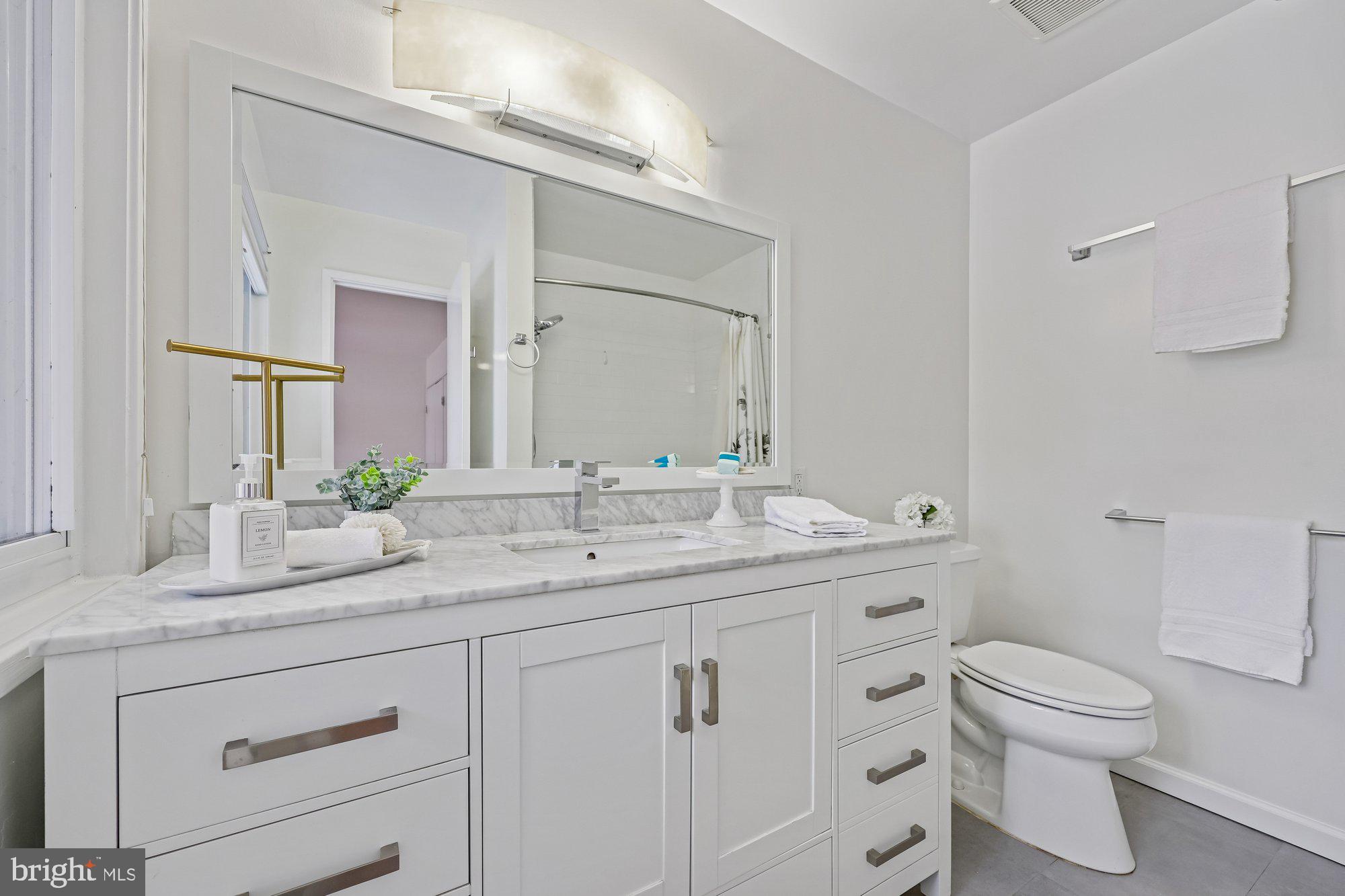 NEW MARK COMMONS - Residential