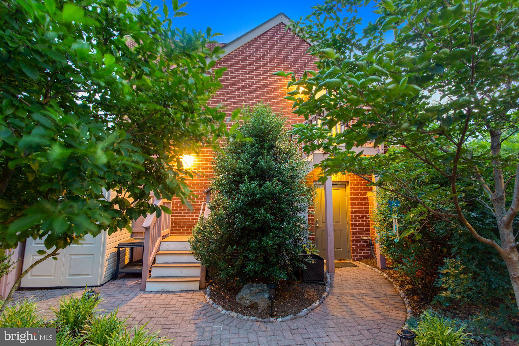 POTOMAC YARD - Residential