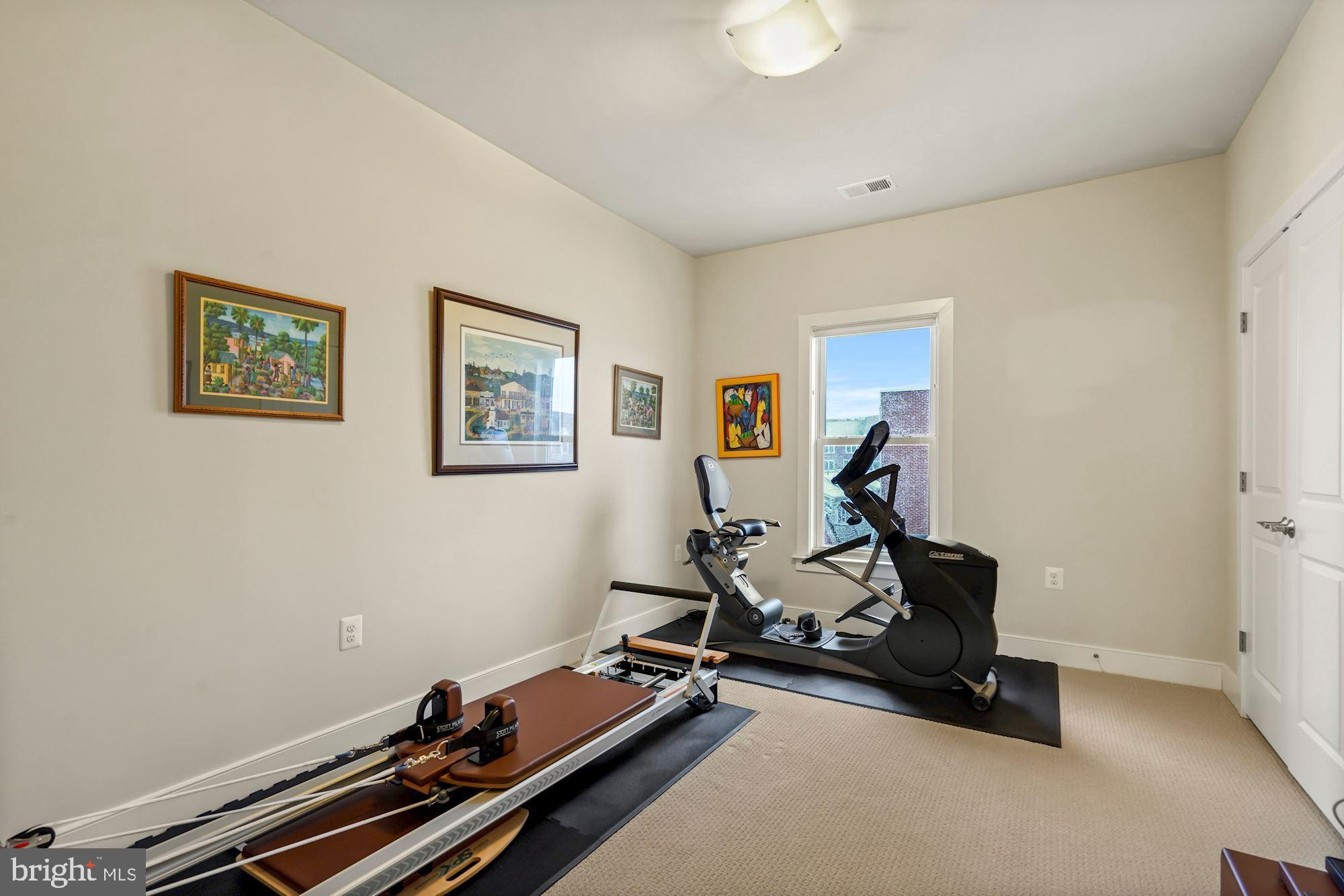 POTOMAC YARD - Residential