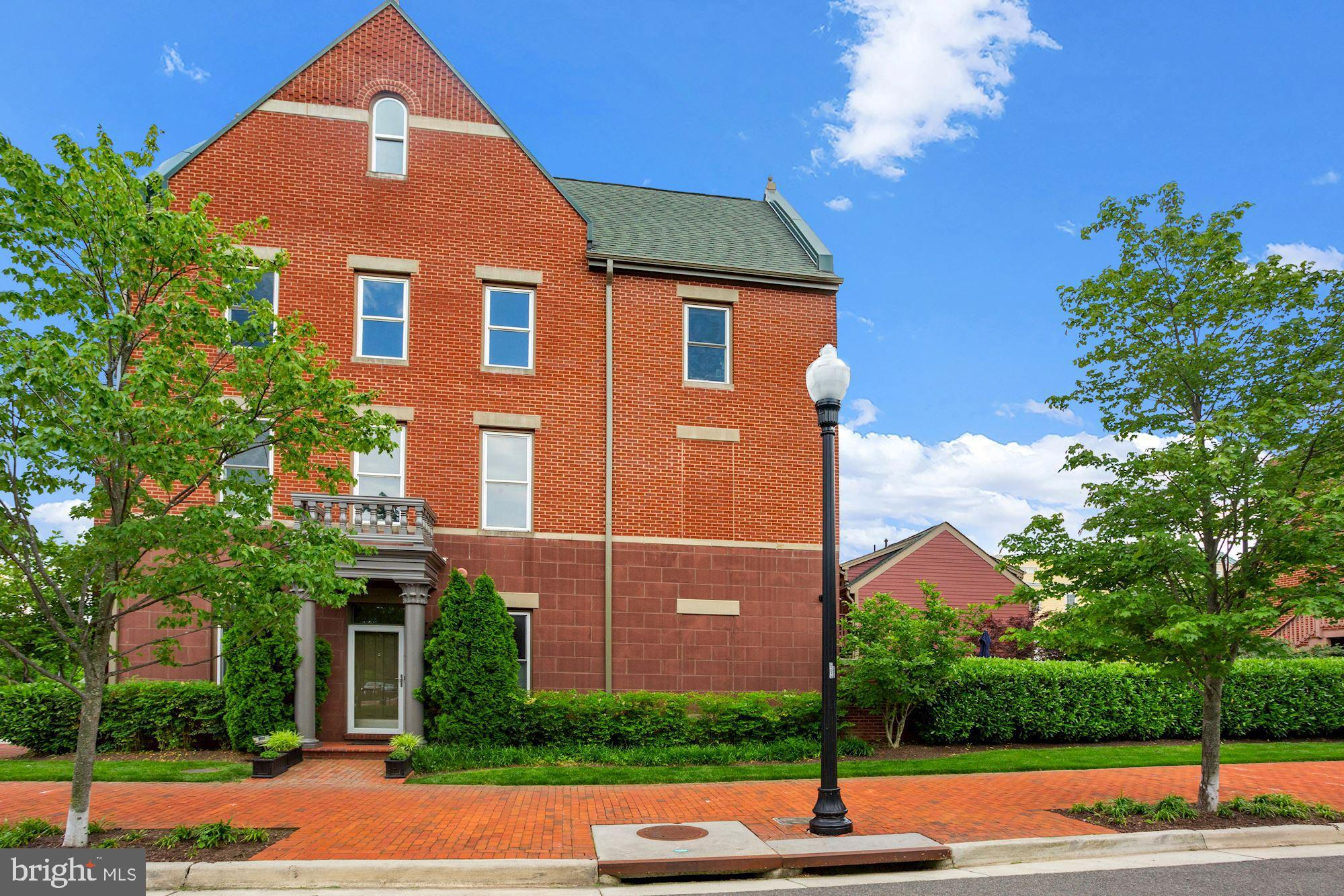 POTOMAC YARD - Residential