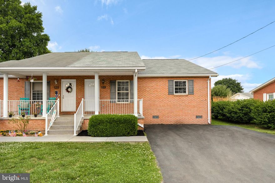 Welcome to 260 Aileen Avenue located in Historical Strasburg!  This spacious Duplex has been completely remodeled.   Features all new stainless steel appliances, sink/faucets, fresh paint, vinyl plank flooring, carpet, bathtubs/showers, bathroom vanities, lights, fixtures, ceiling fans, Heat pump, two year old Roof and more.  The spacious yard is partially fenced and includes a renovated storage shed.  Home is within walking distance to the Town Park/Shenandoah River and downtown Strasburg with easy access to I-81 and Route 66.  Call today to schedule your showing.