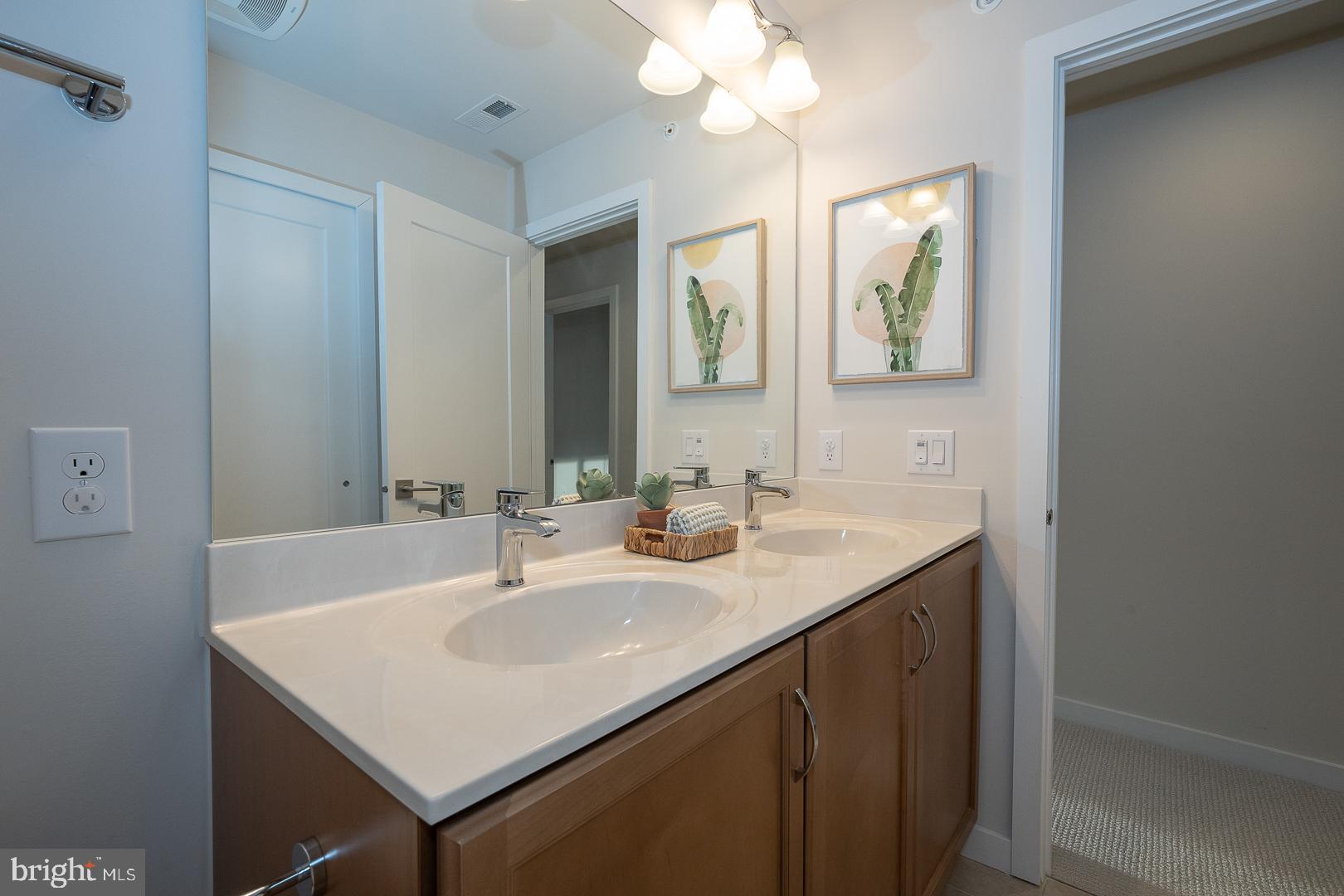 FRANKLIN STATION - Residential