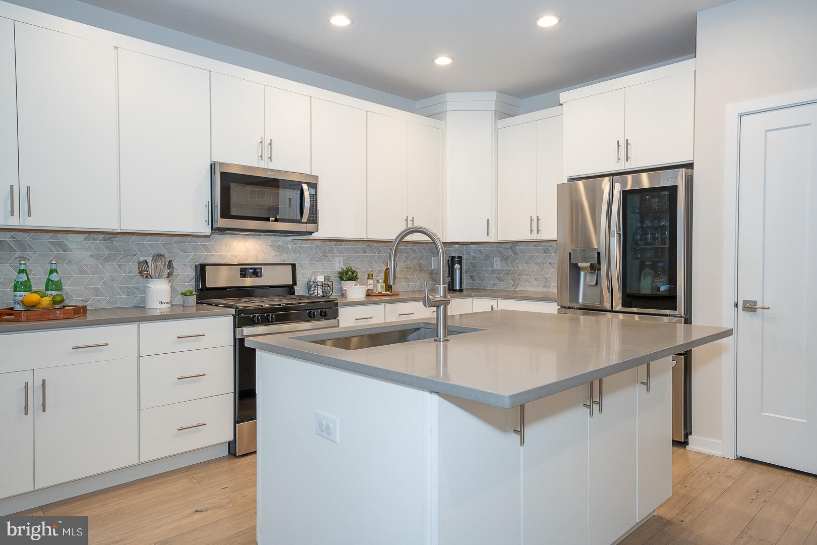 FRANKLIN STATION - Residential