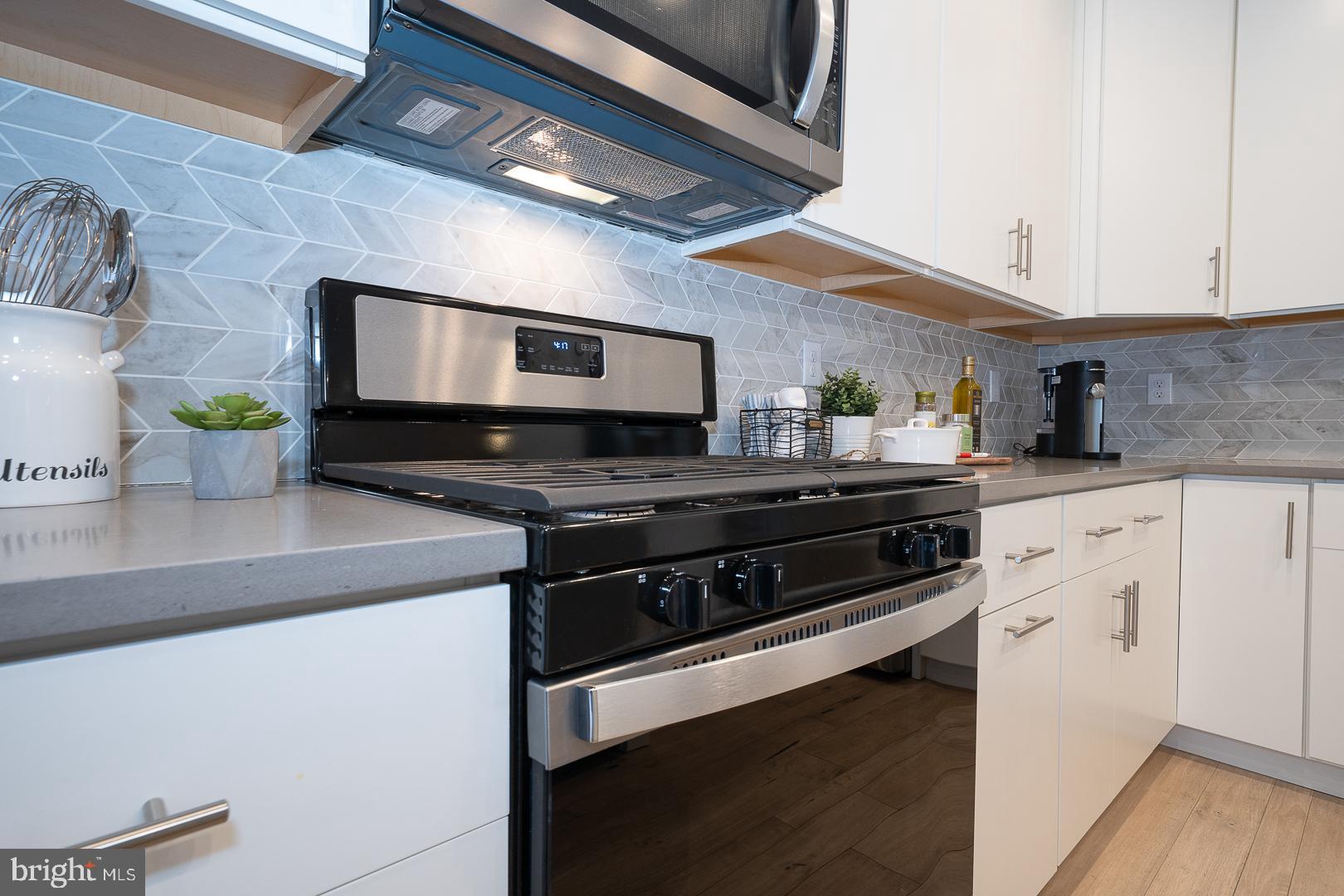 FRANKLIN STATION - Residential