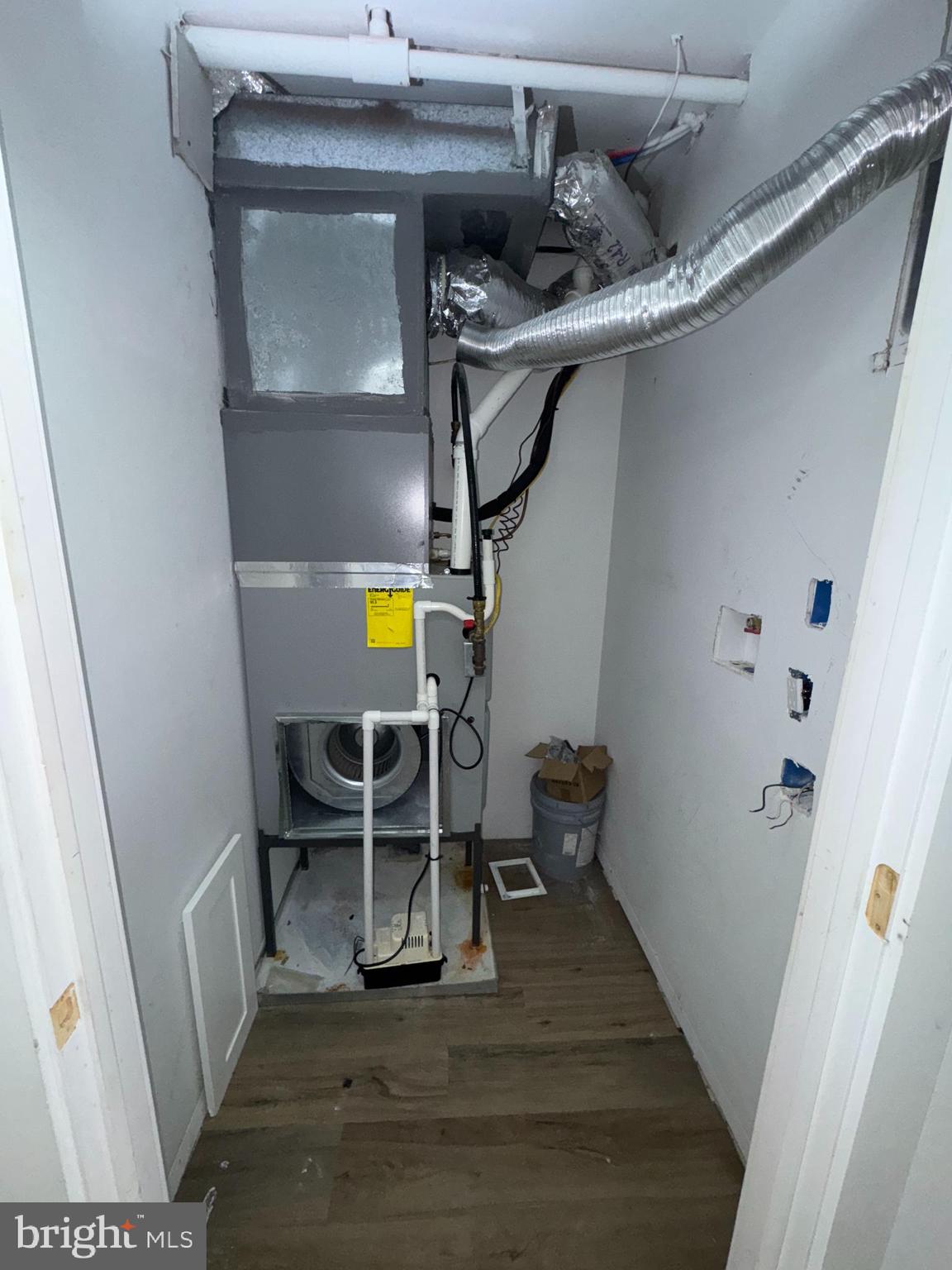 GRAYS FERRY - Residential Income