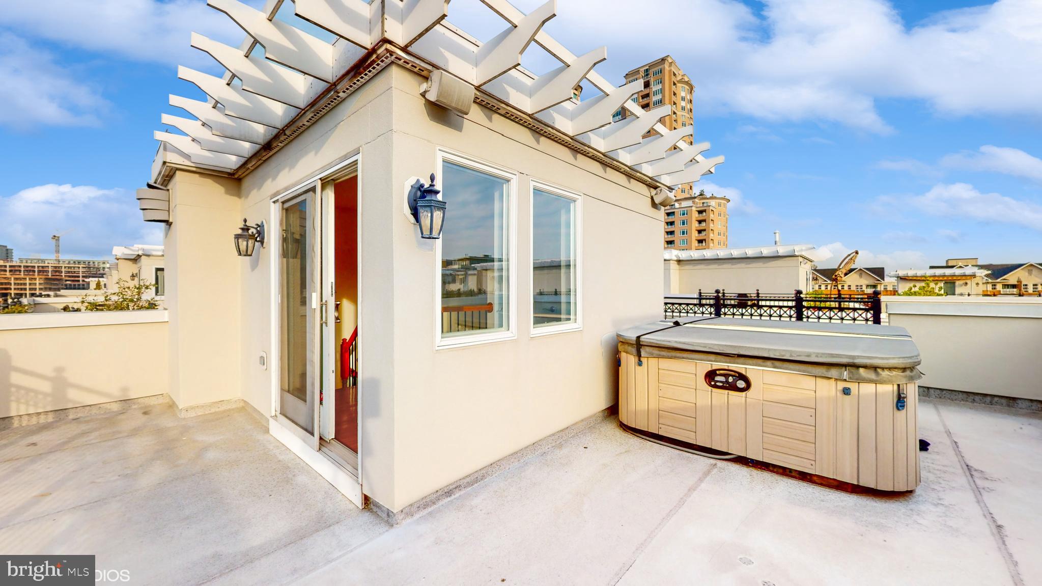 HARBORVIEW - Residential