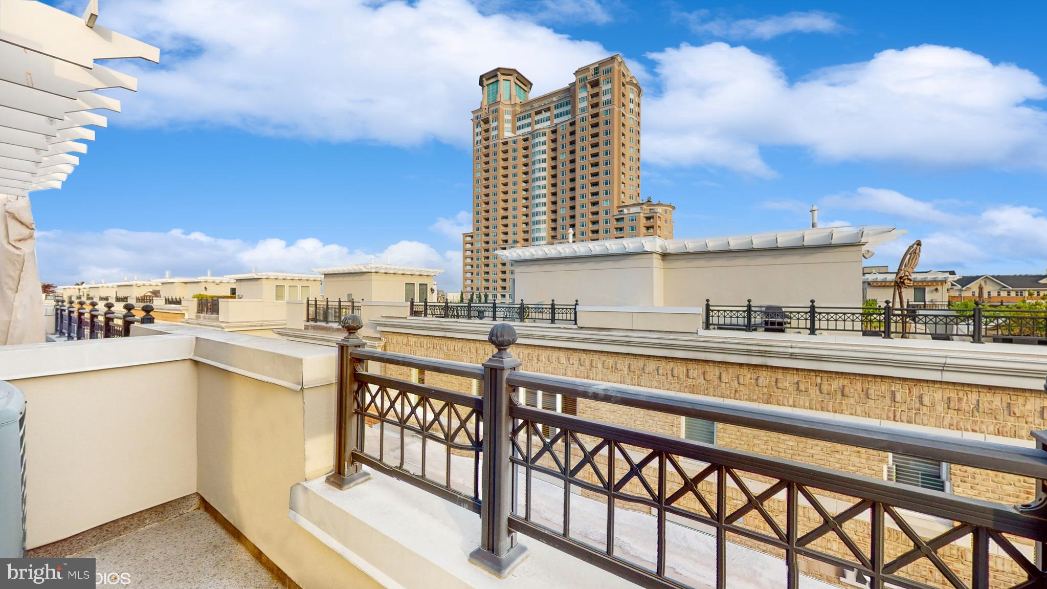 HARBORVIEW - Residential