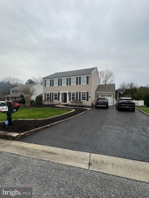 Homes For Sale - 62 General Maxwell Court<br/> NEWARK, DE 19702