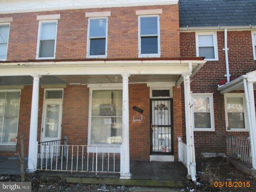 BRICK FRONT ROW HOME IN IRVINGTON OFFERS 3 BEDROOMS AND 1 BATH. COVERED FRONT PORCH AND REAR PORCH WITH PATIO .OPEN FLOOR PLAN ON MAIN LEVEL. LOWER LEVEL IS UNFINISHED WITH WALK OUT LEVEL . FENCED REAR YARD WITH 1 CAR GARAGE DETACHED. HOME NEEDS SOME TLC. AGENTS PLEASE VIEW DOCS ON THIS MLS FOR CONTRACT DETAILS.