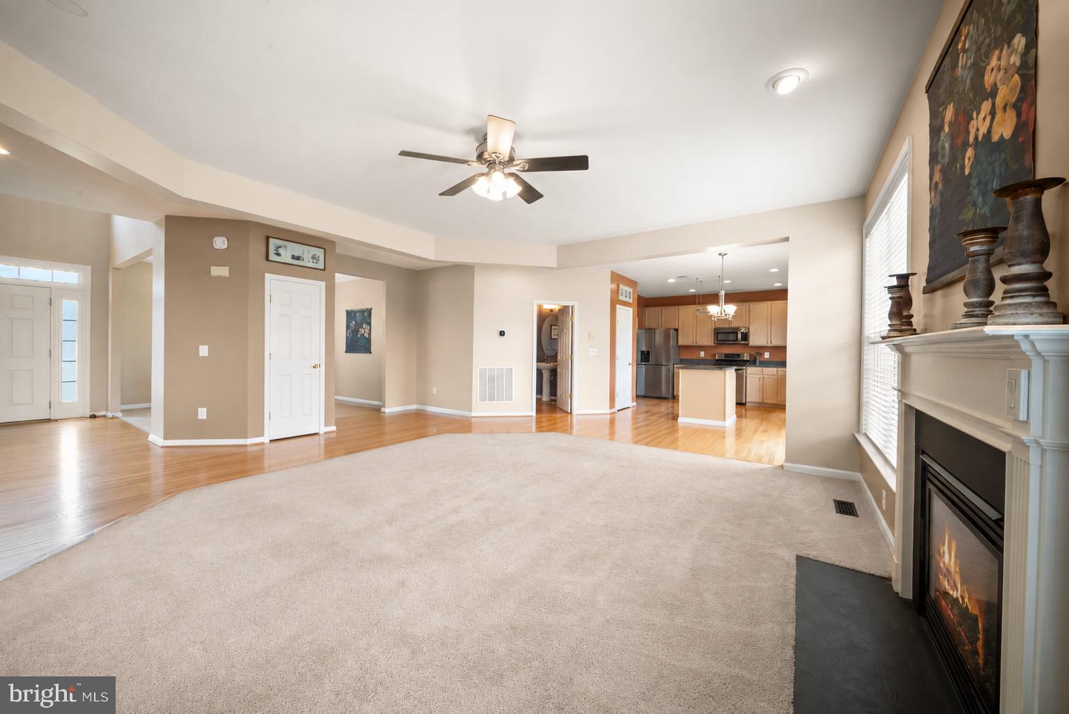 16 LITTEN COURT