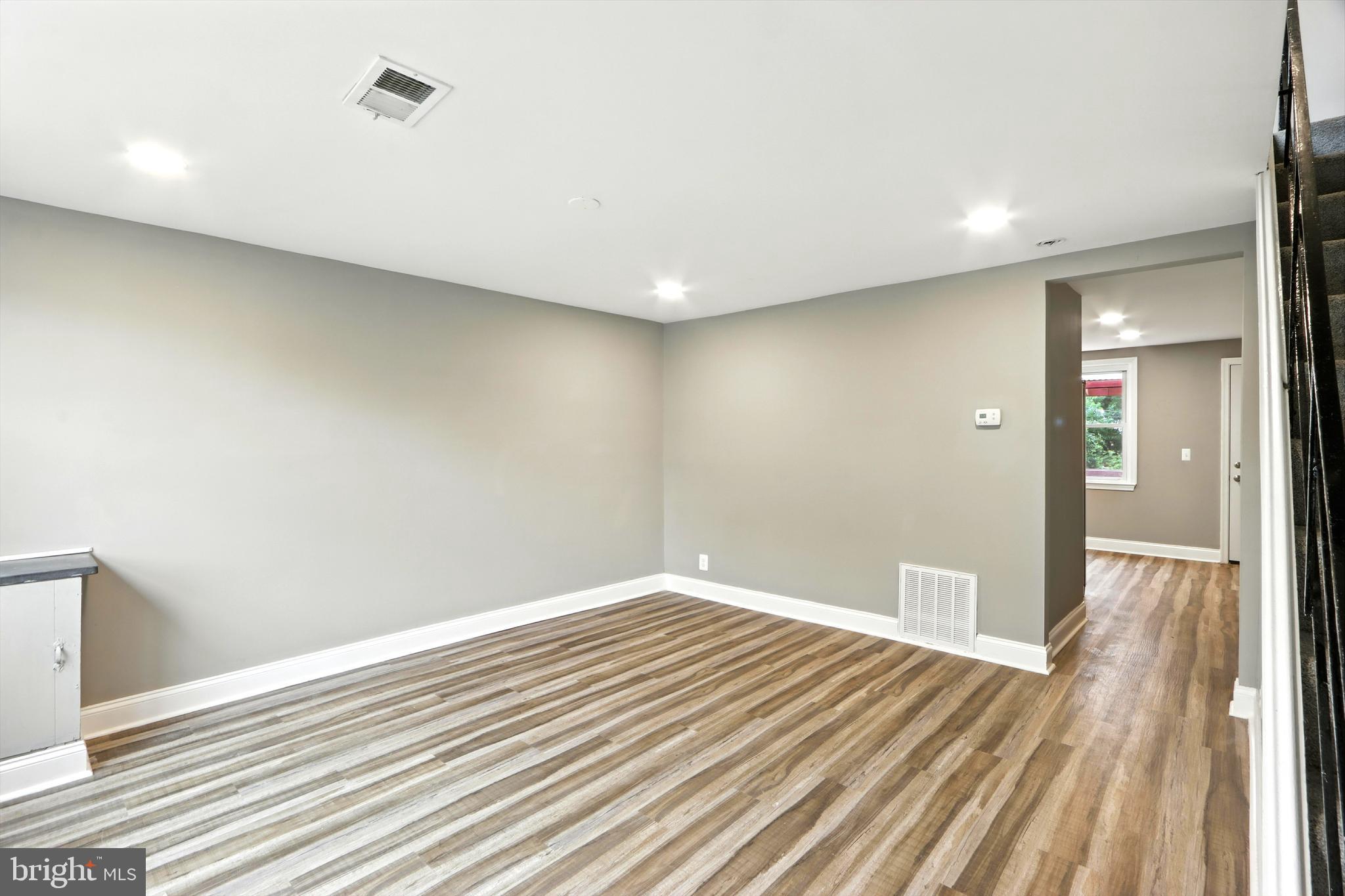 2625 NORTHSHIRE DRIVE