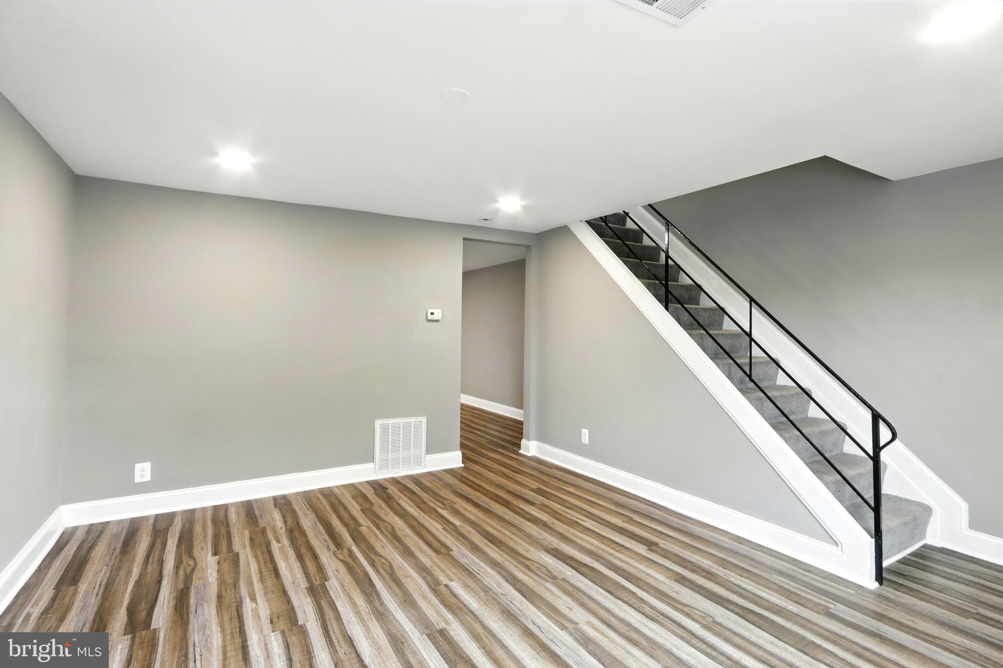 2625 NORTHSHIRE DRIVE