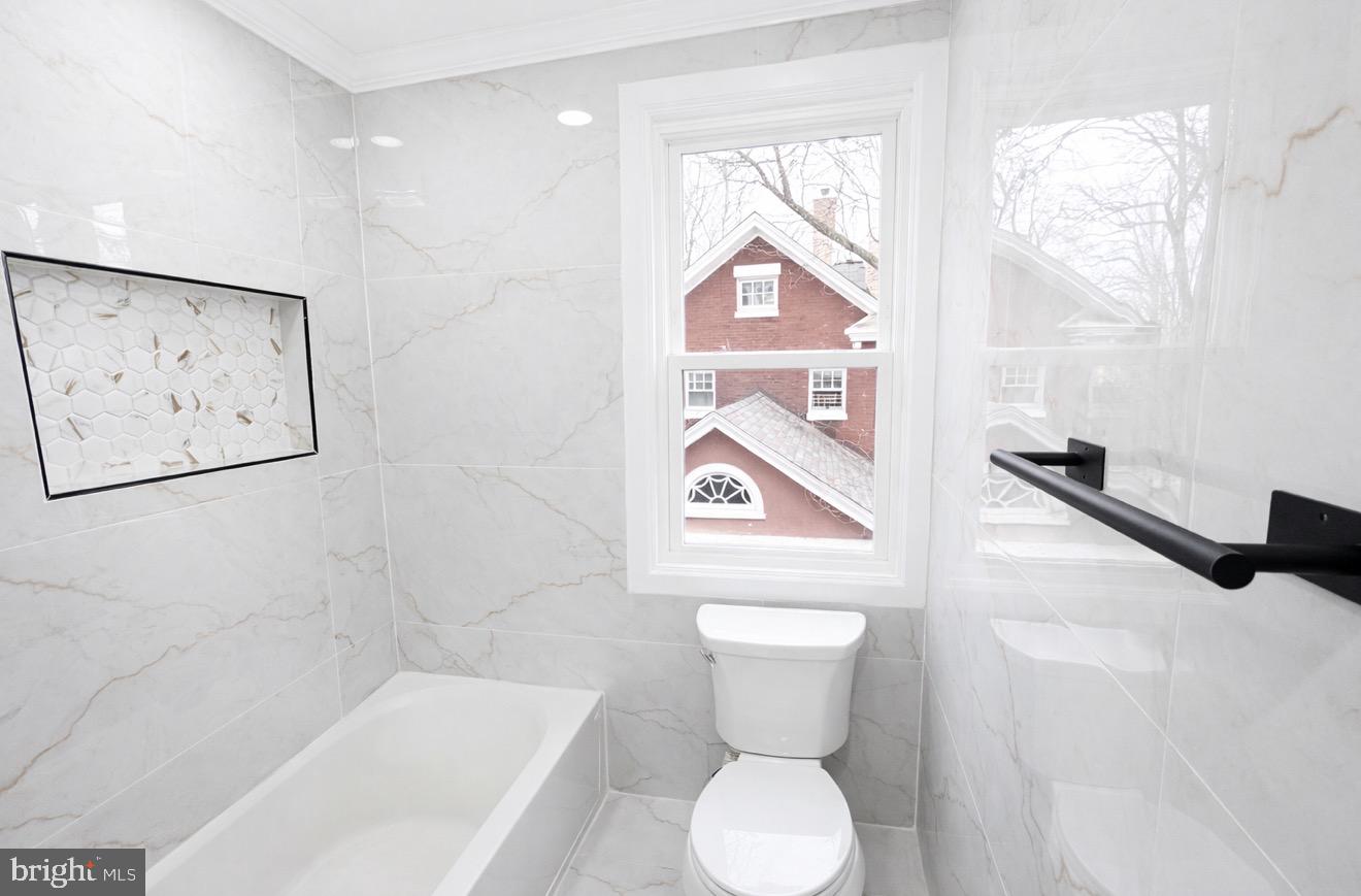 GERMANTOWN - Residential