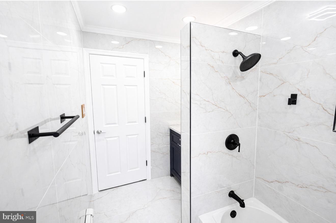 GERMANTOWN - Residential