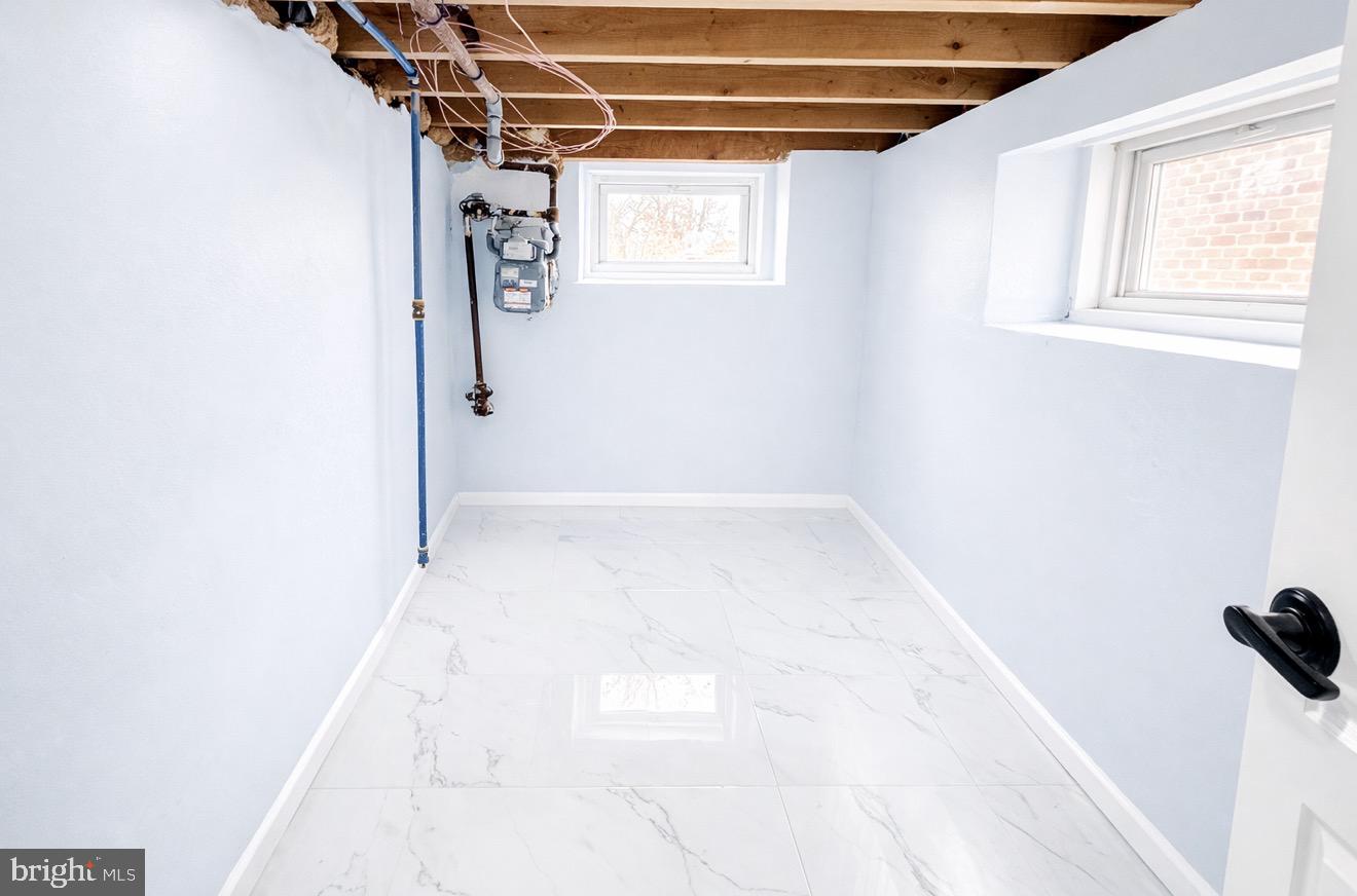 GERMANTOWN - Residential