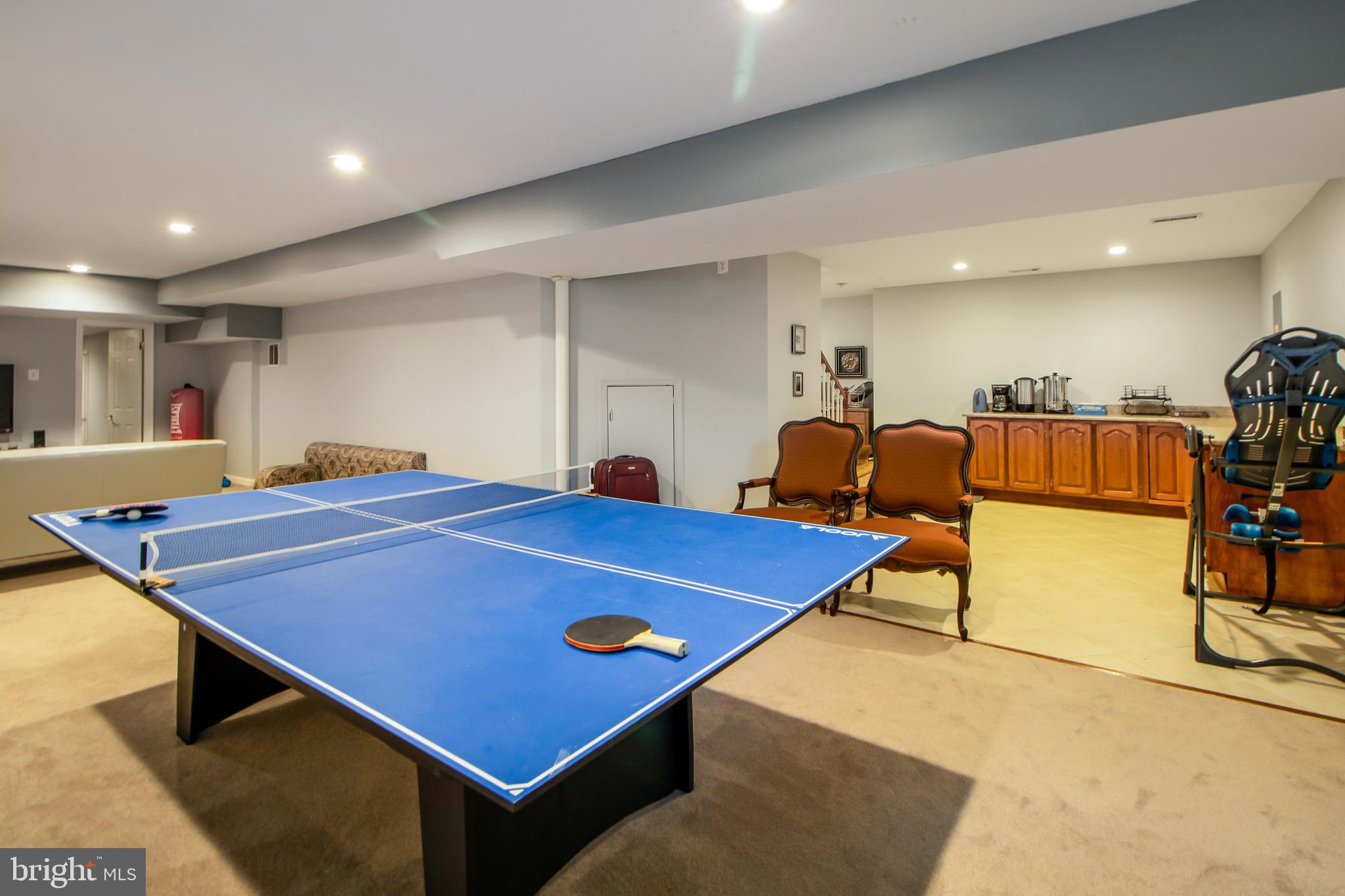 VILLAGES OF URBANA - Residential Lease