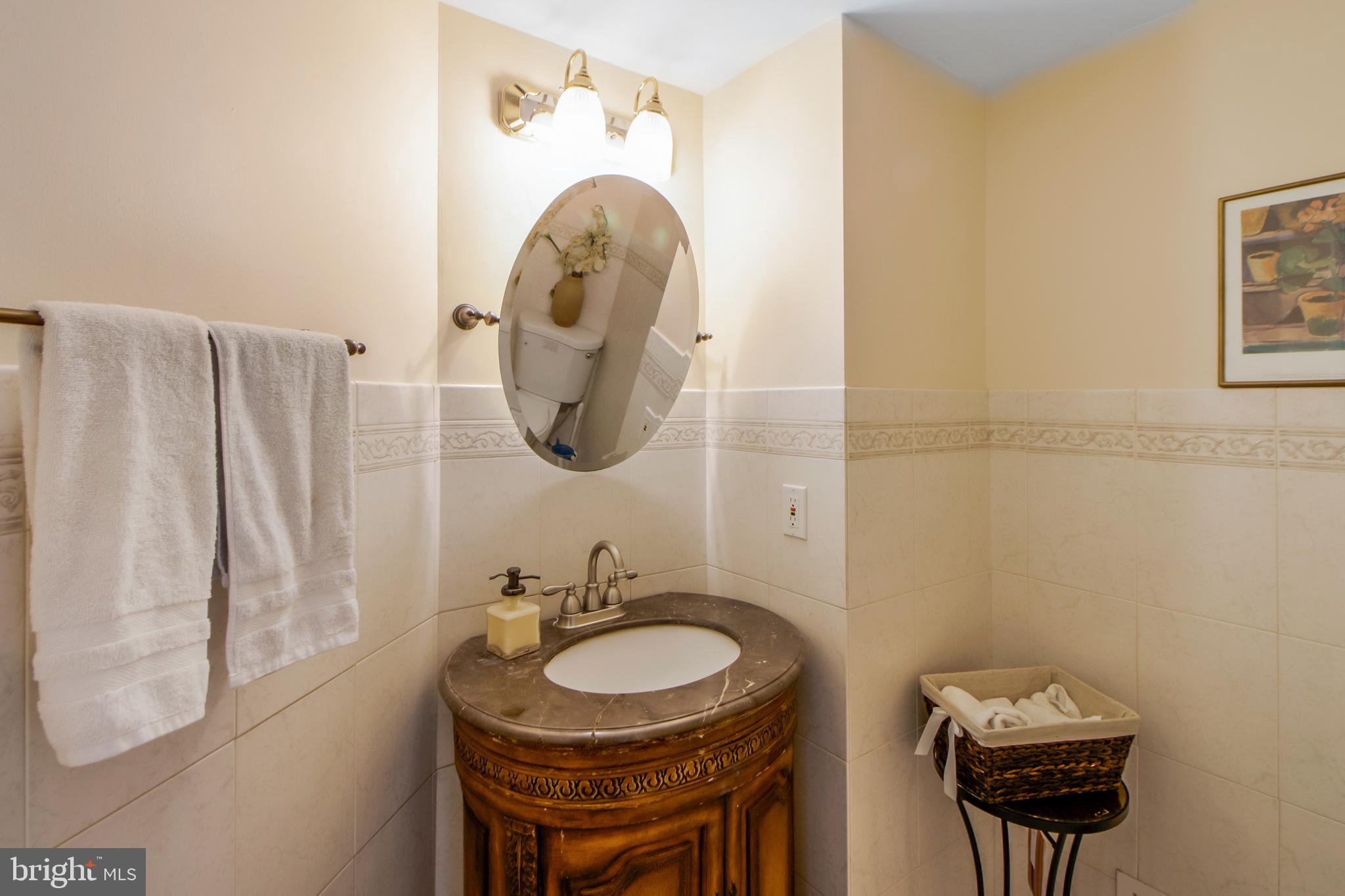 VILLAGES OF URBANA - Residential Lease