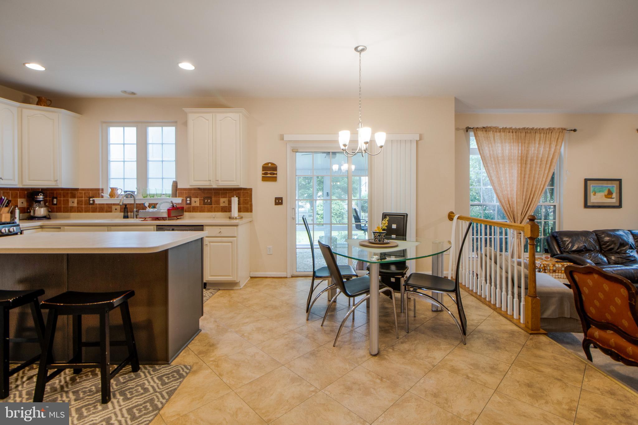 VILLAGES OF URBANA - Residential Lease