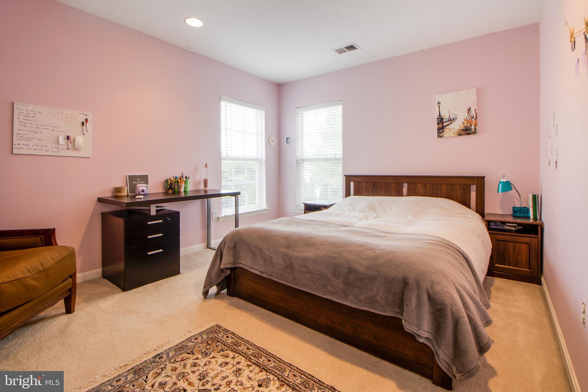 VILLAGES OF URBANA - Residential Lease