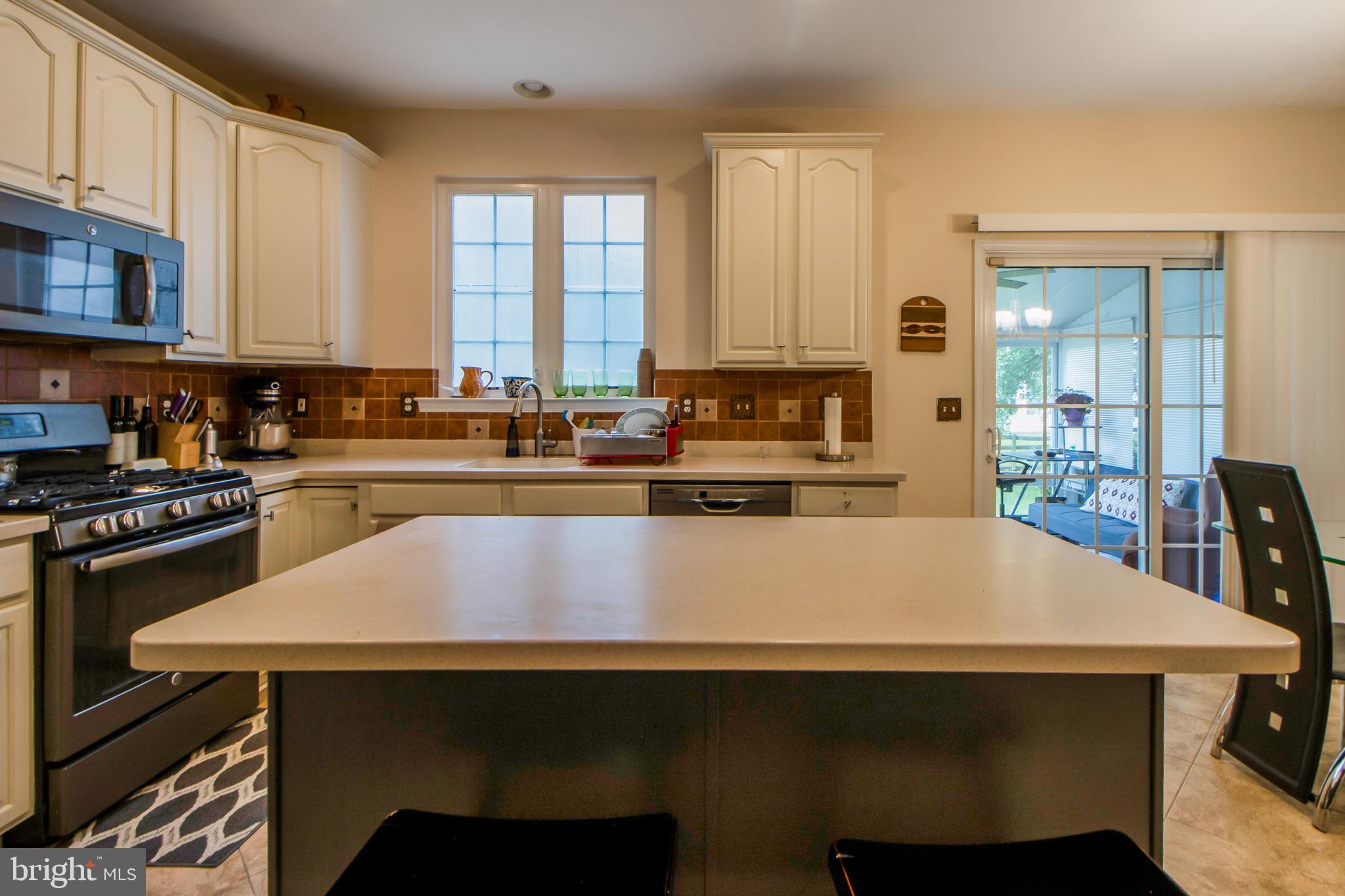 VILLAGES OF URBANA - Residential Lease