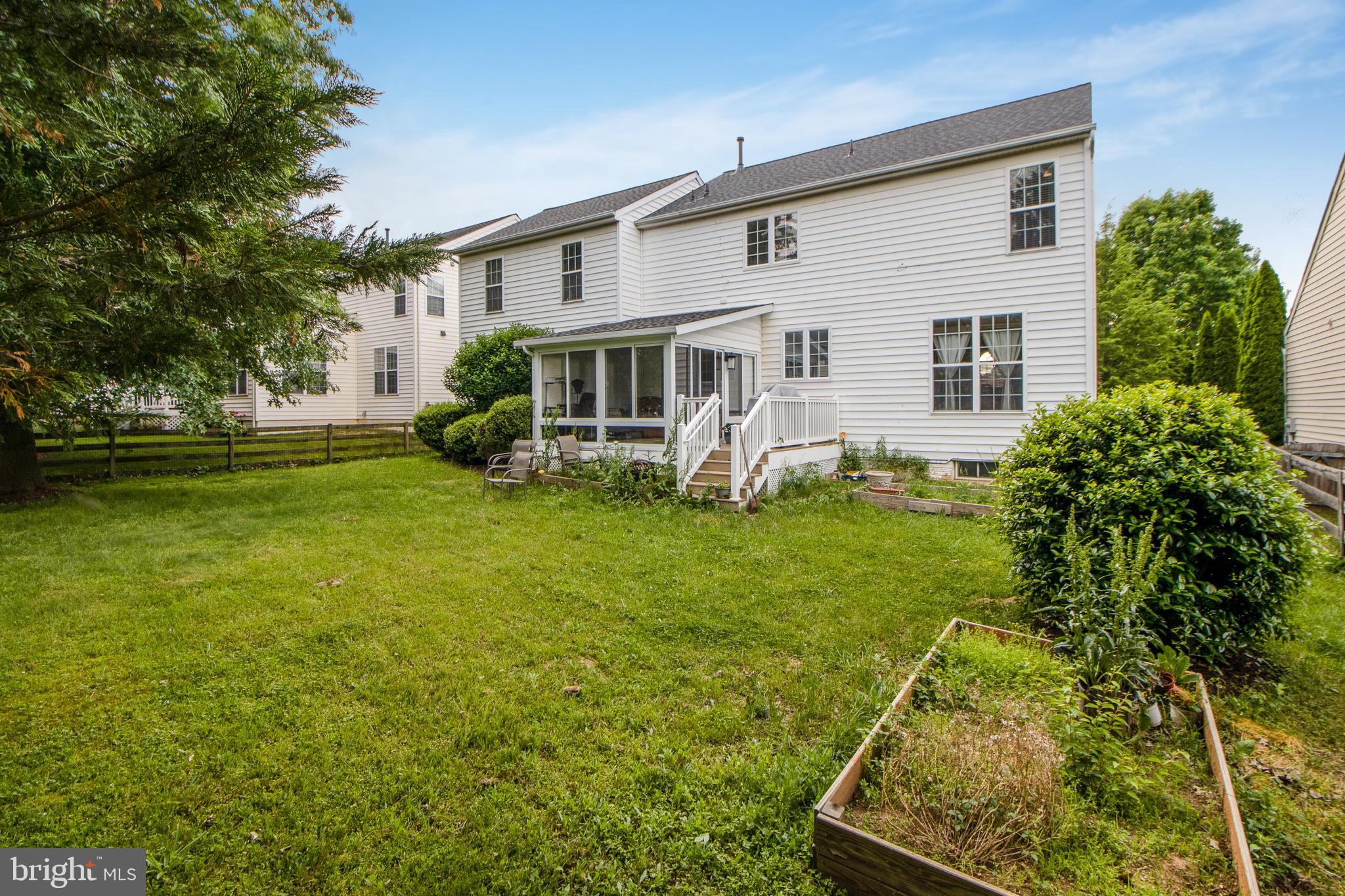 VILLAGES OF URBANA - Residential Lease