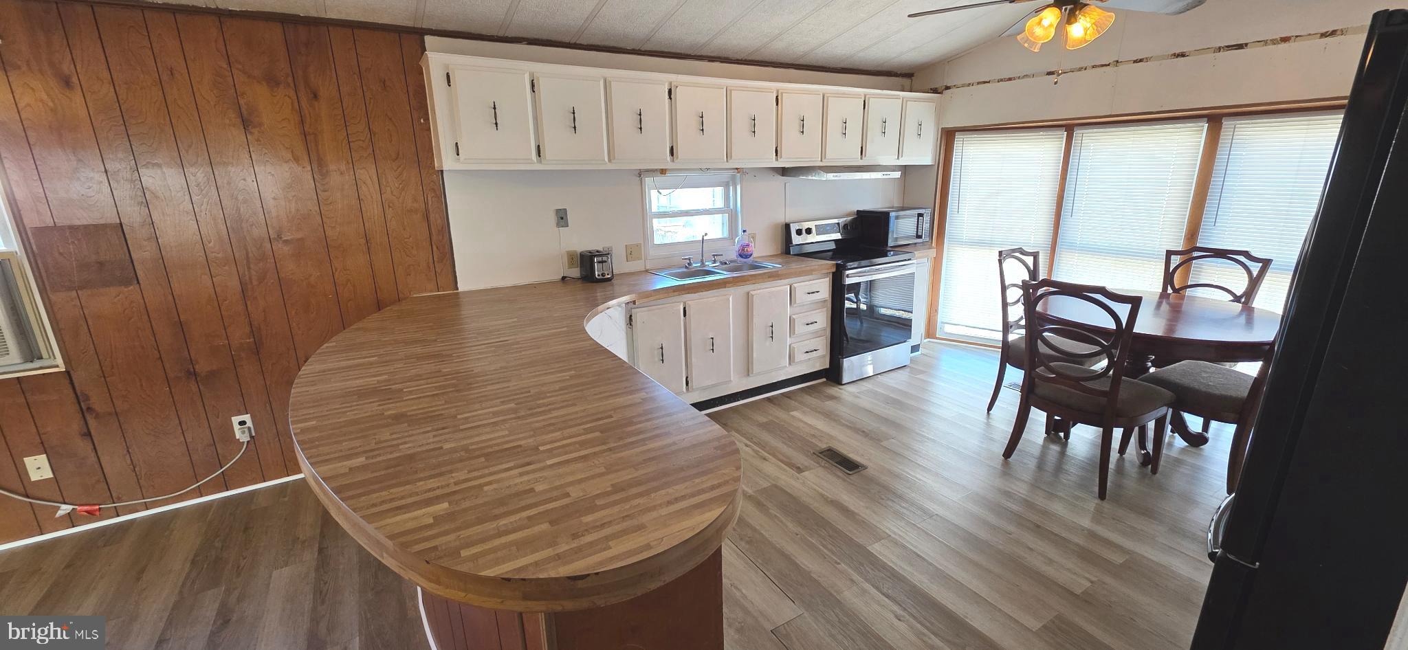 FRONT ROYAL - Residential Lease