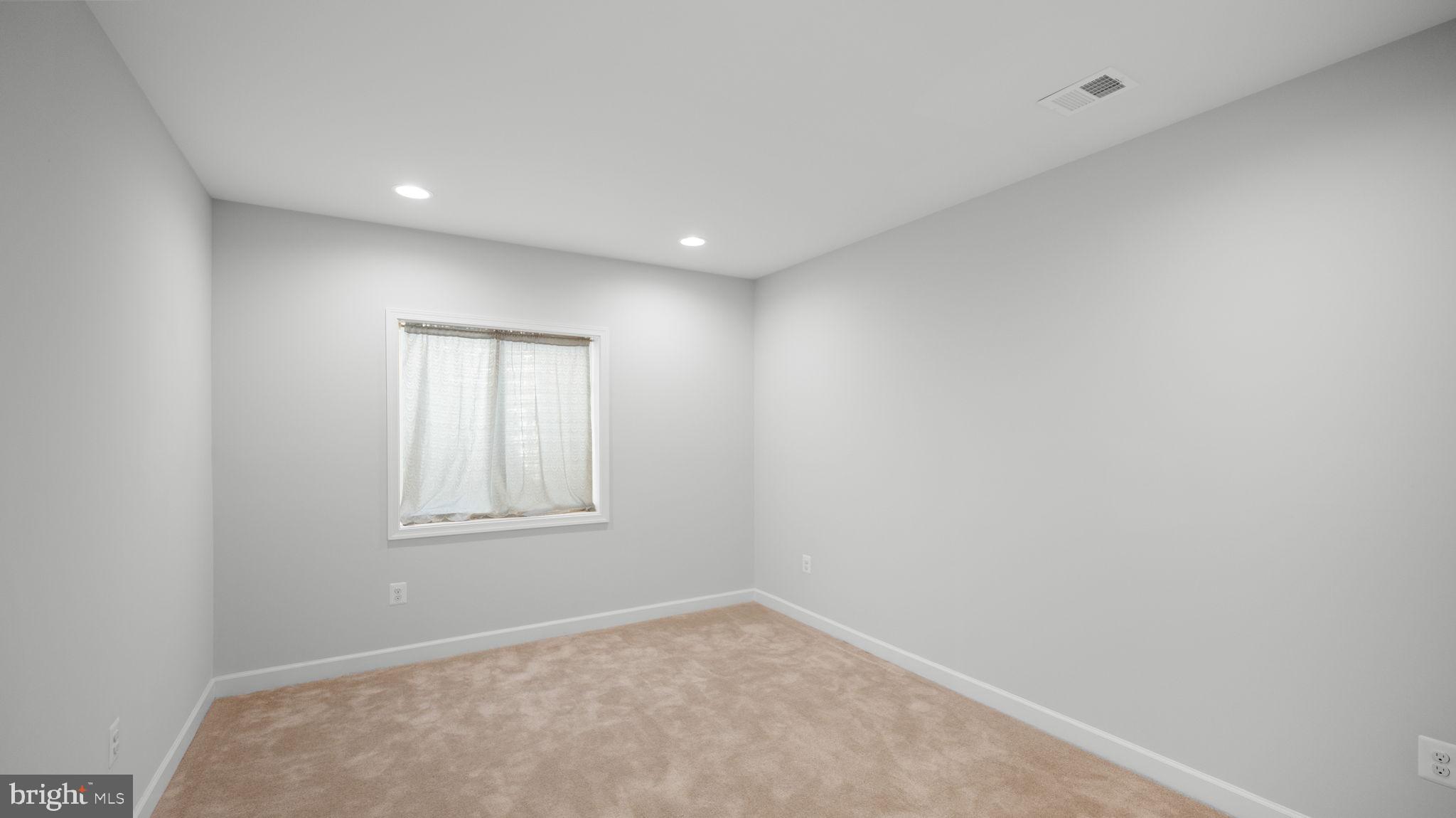 CABIN BRANCH - Residential