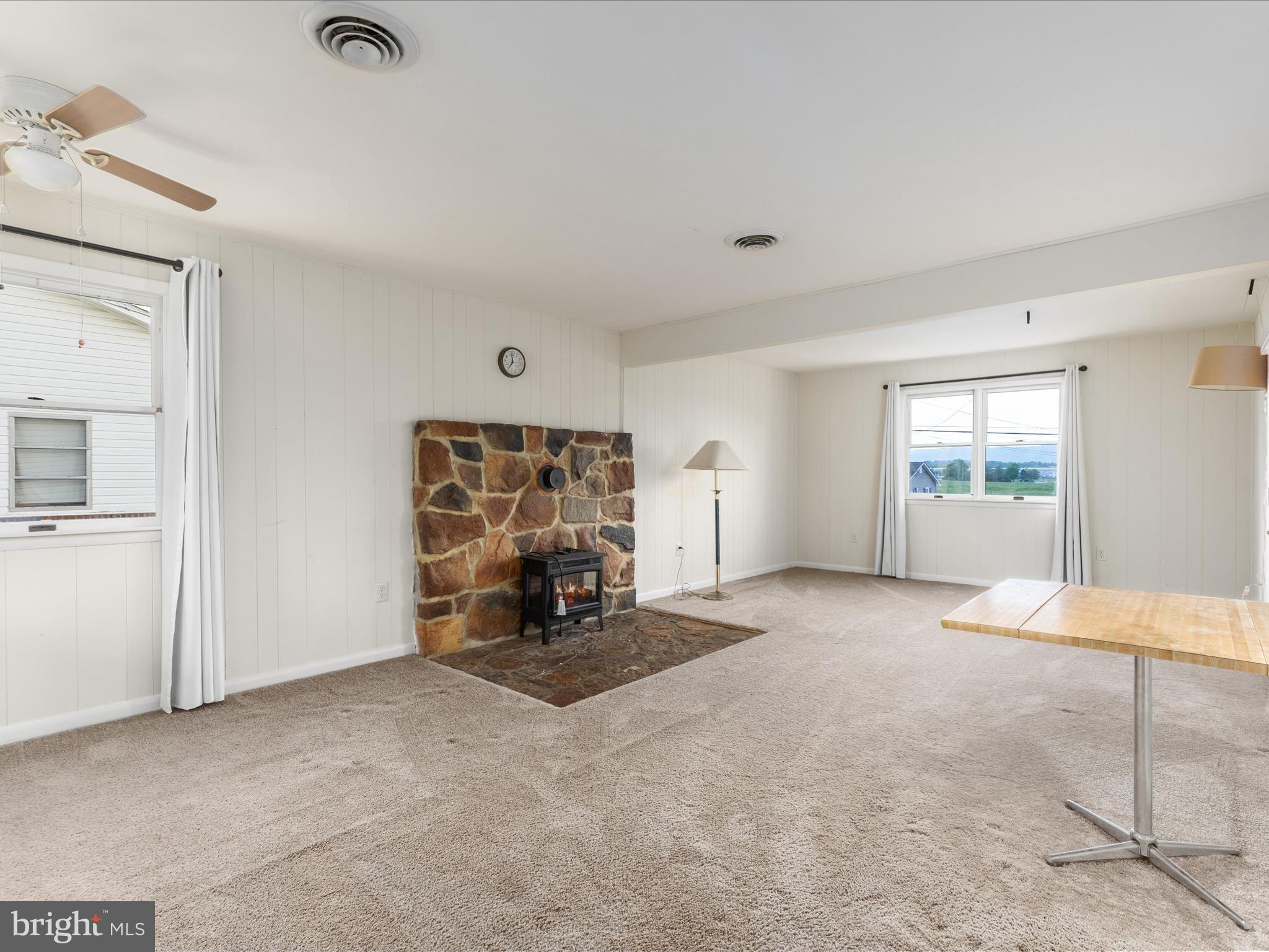 HILLCREST HEIGHTS - Residential