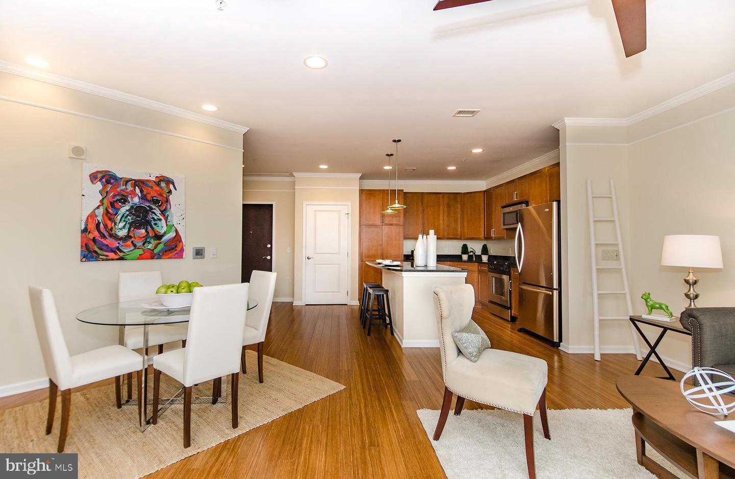 444 W BROAD STREET 422