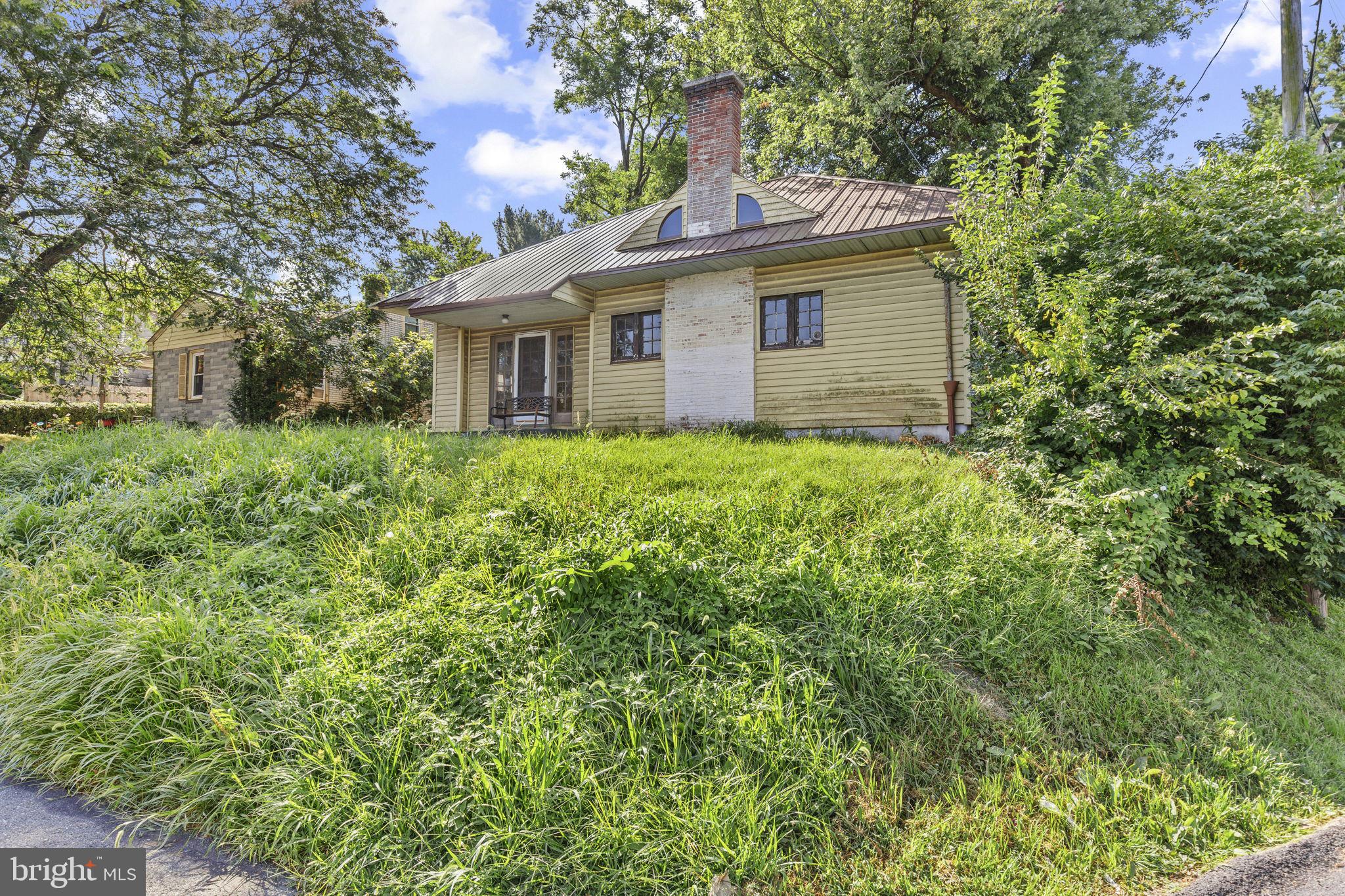 1660 OLD PHILADELPHIA PIKE
