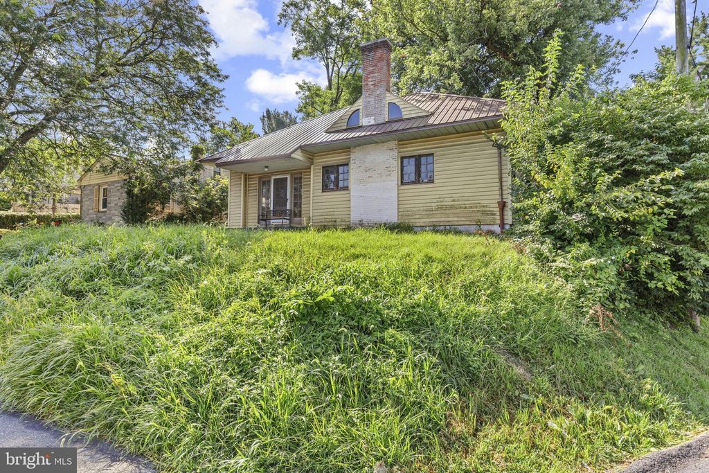 Photo of 1660 Old Philadelphia Pike, LANCASTER, PA 17602 (MLS # PALA2074530)
