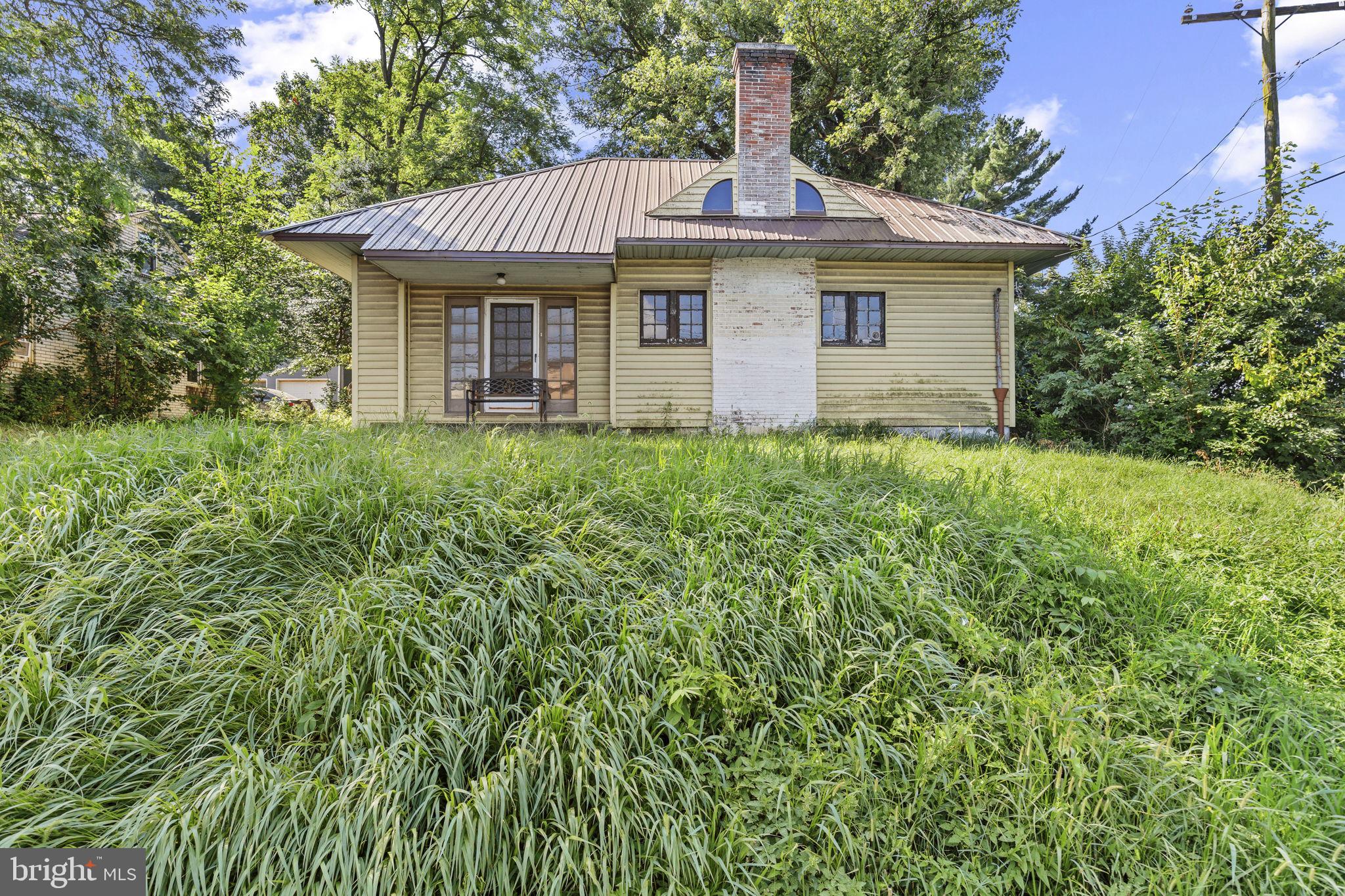 1660 OLD PHILADELPHIA PIKE