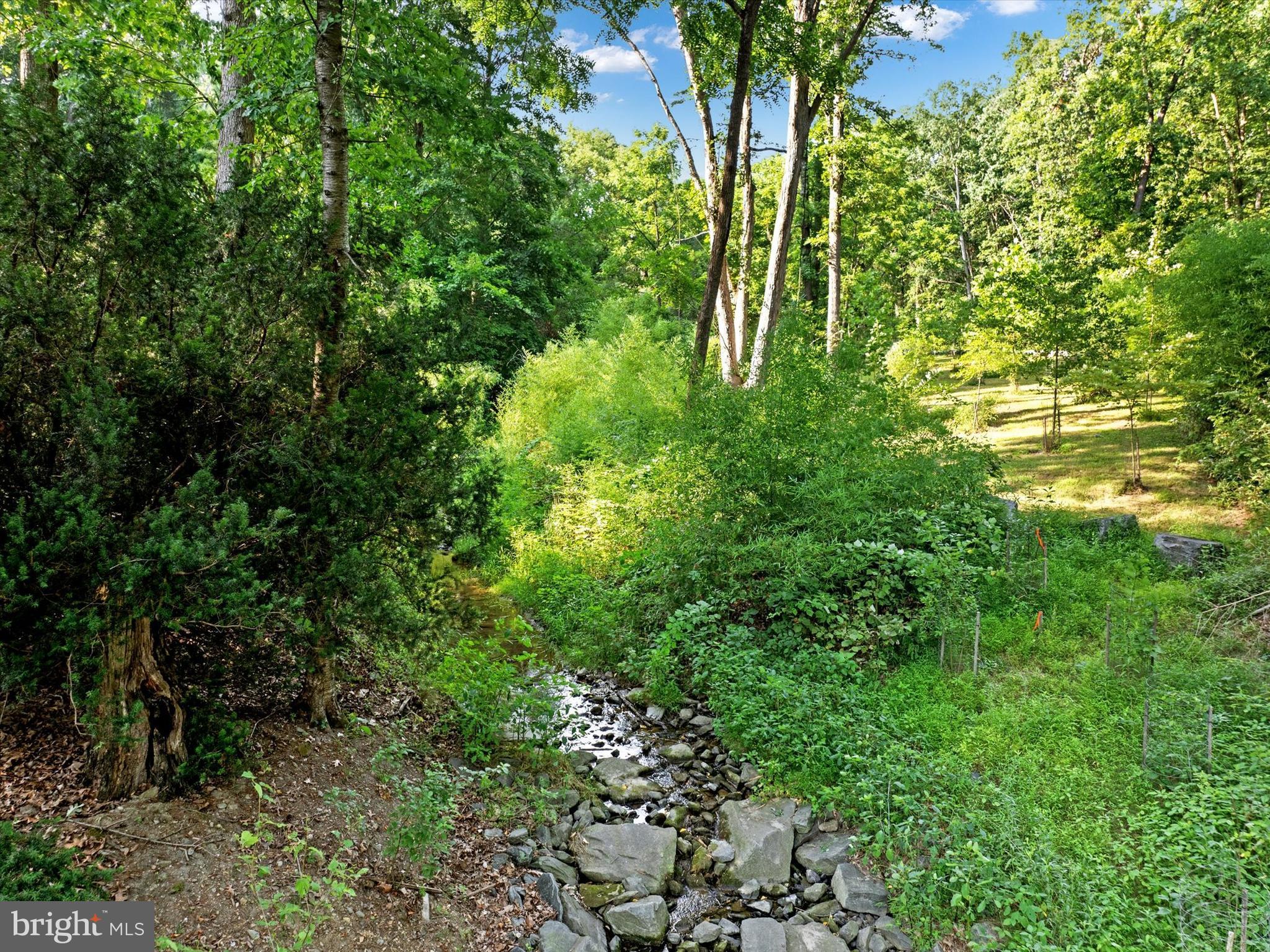 606 FREELAND ROAD