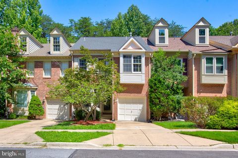 8244 QUILL POINT DRIVE BOWIE MD 20720