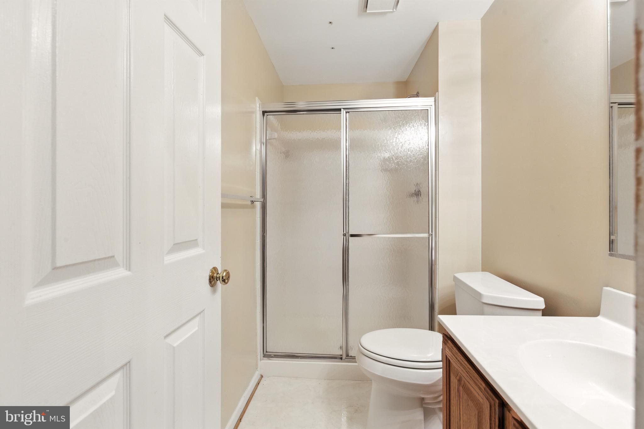 NORTHRIDGE - Residential