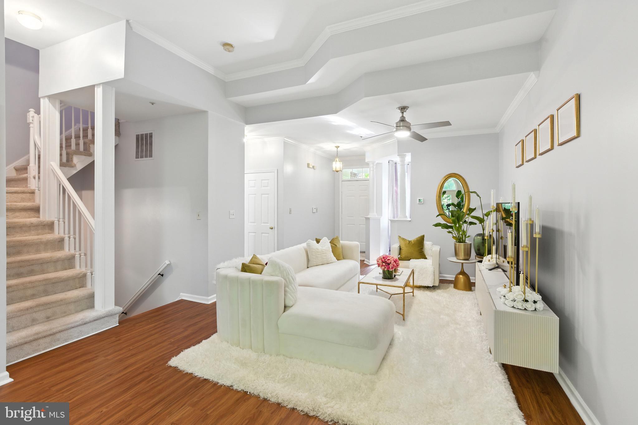 NORTHRIDGE - Residential