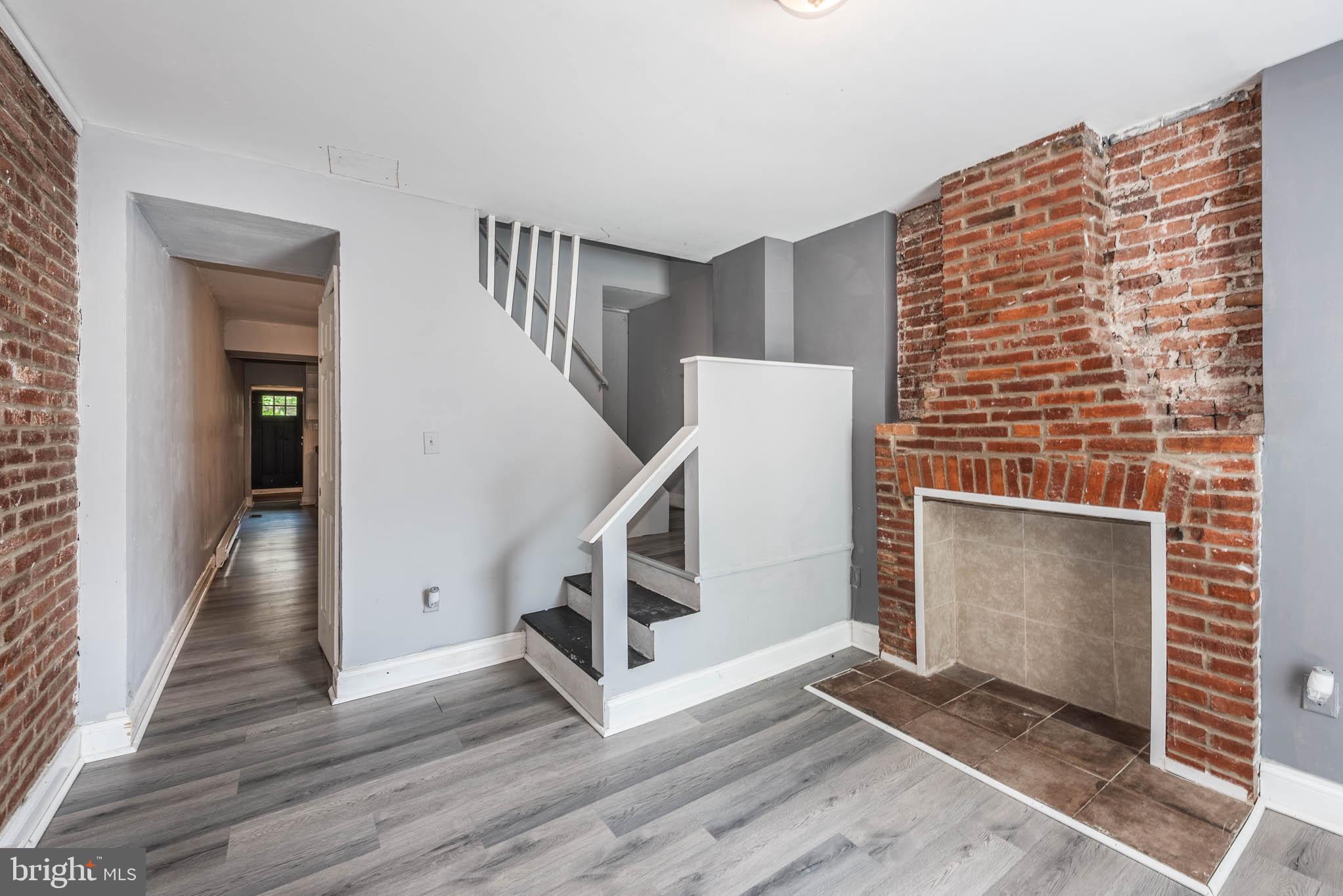 WASHINGTON VILLAGE - Residential