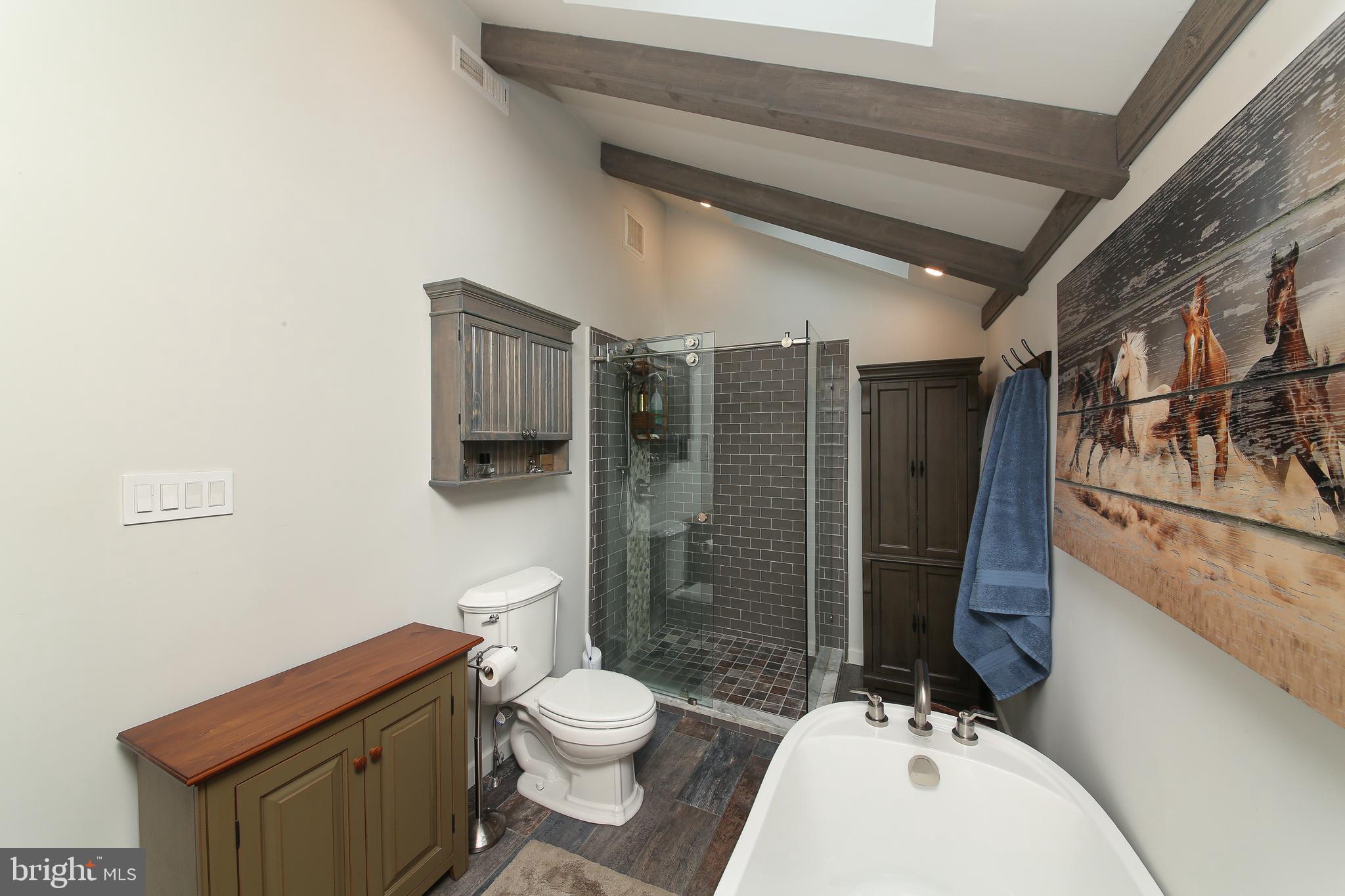 OVERLOOK HILLS - Residential