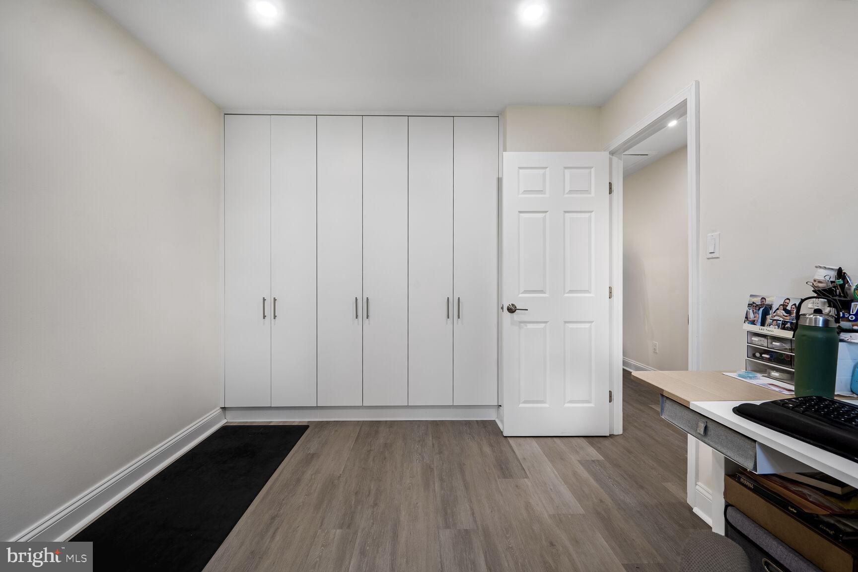 GLEN BRIAR - Residential