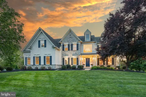 552 Longfellow Lane, Harleysville, PA MLS: PAMC2167954