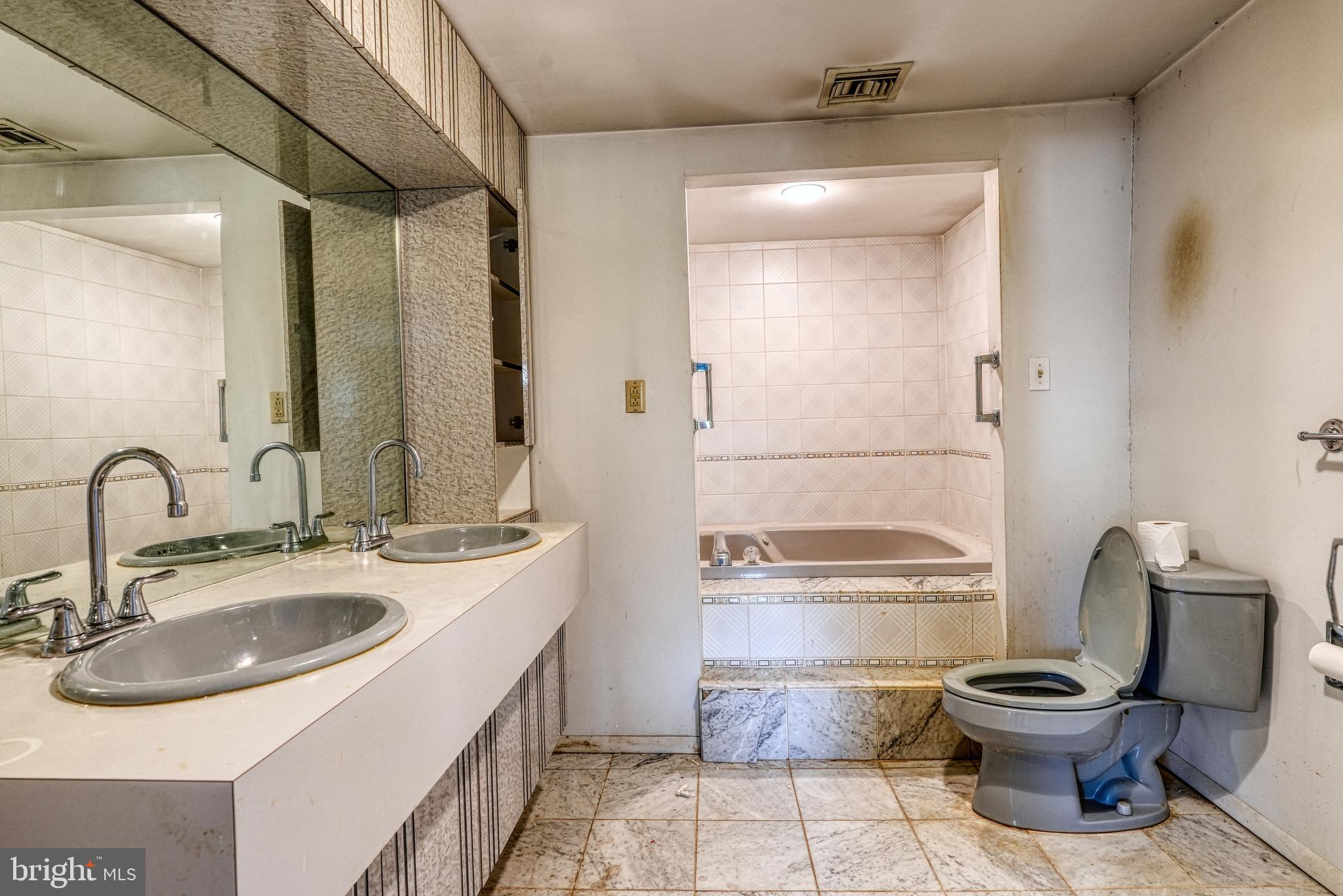 WOODLAND ESTS - Residential