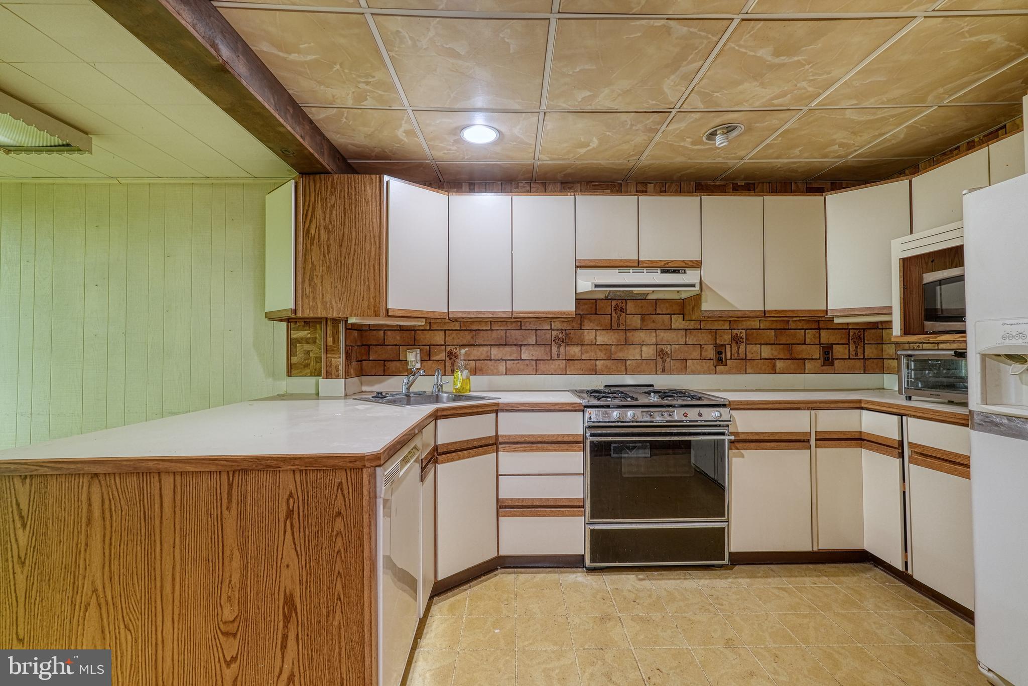 WOODLAND ESTS - Residential