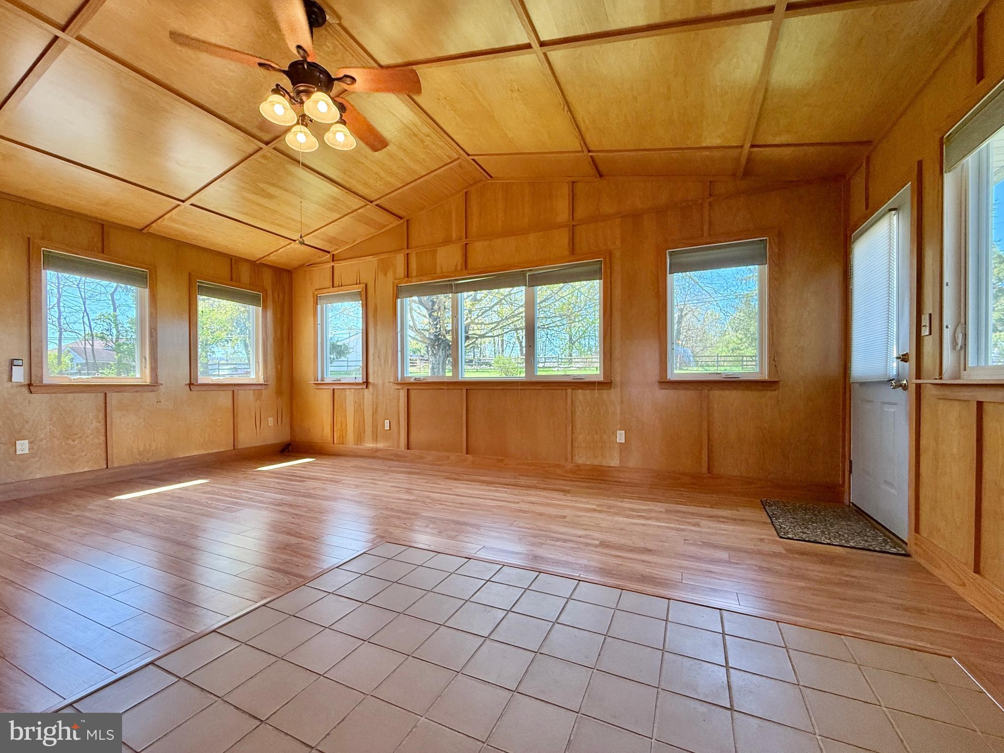 NEILLAND PARK - Residential