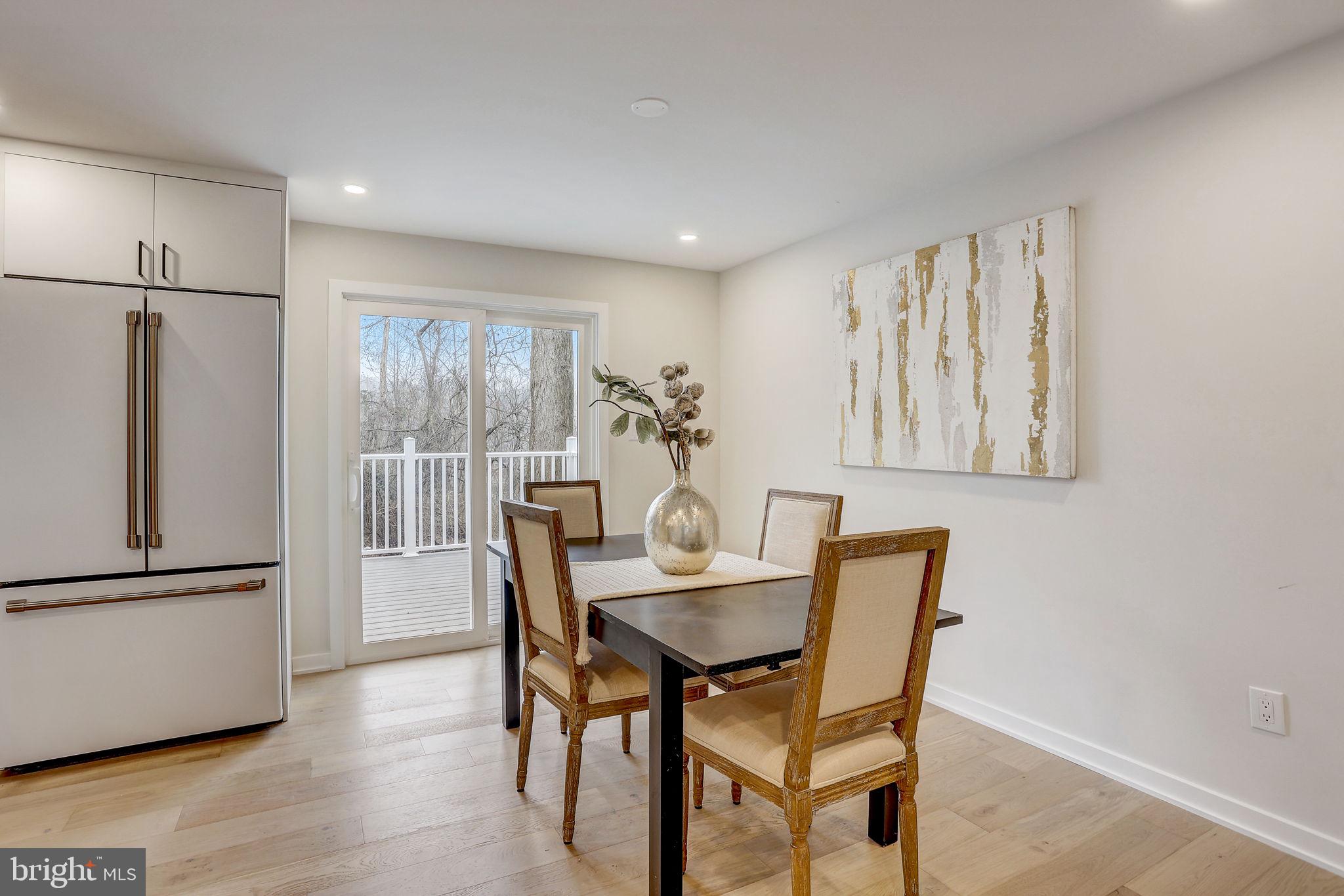 GLADWYNE - Residential