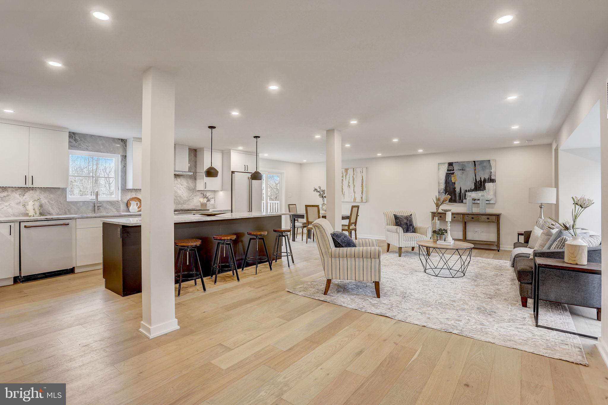 GLADWYNE - Residential