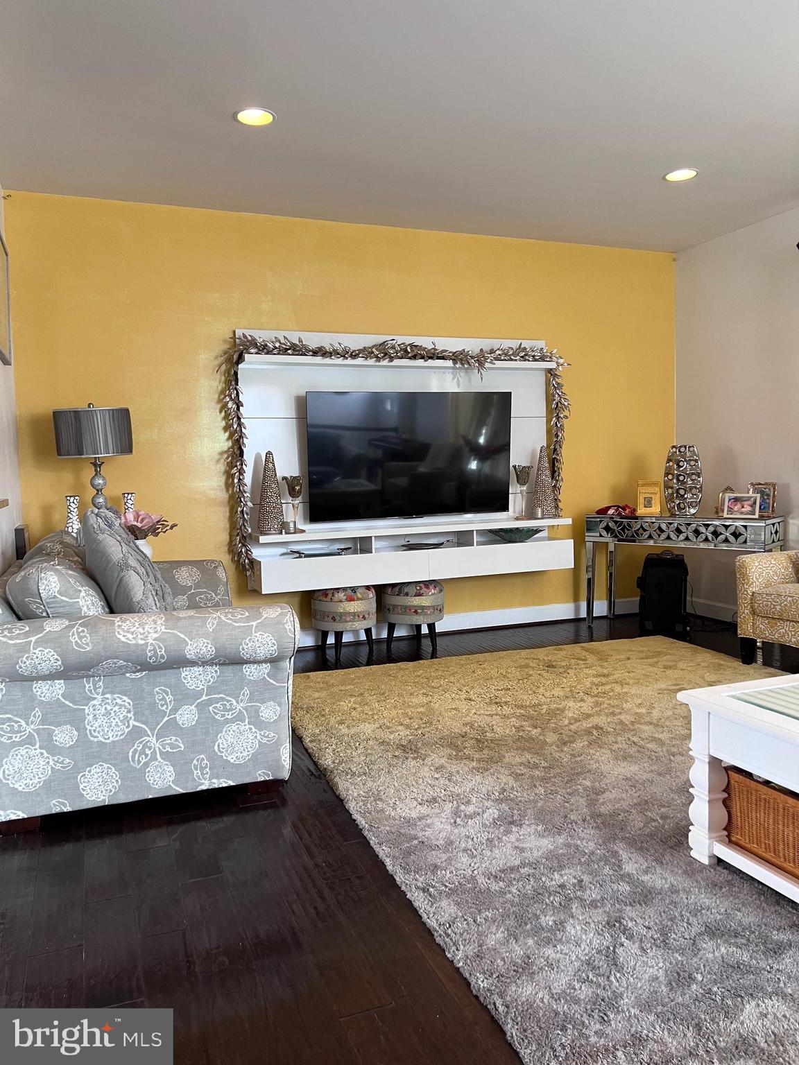 POWELLS LANDING - Residential